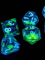 FanRoll by Metallic Dice Games Shadow Light Blacklight UV Reactive Liquid Core Dice