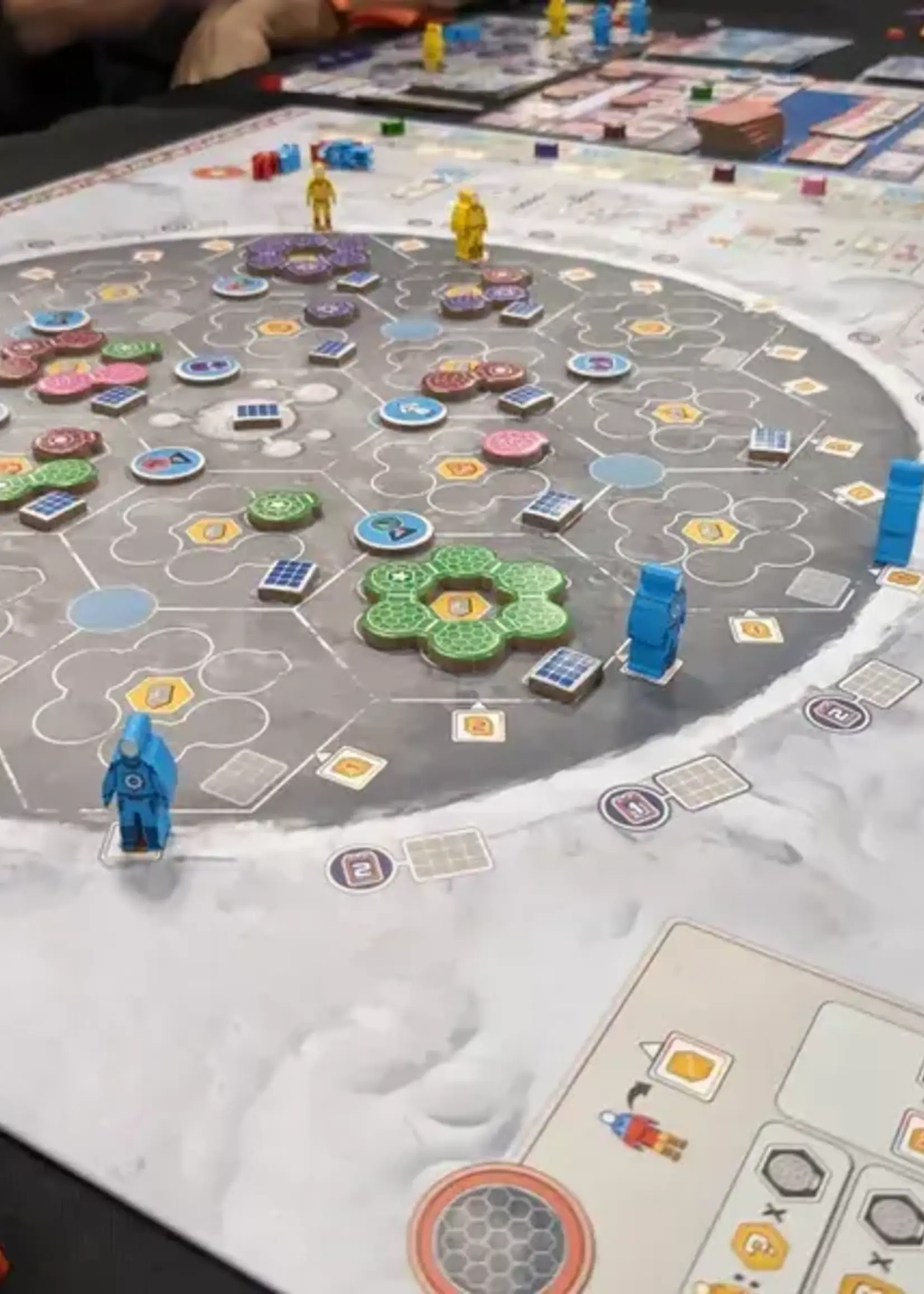 Pandasaurus Games Shackleton Base