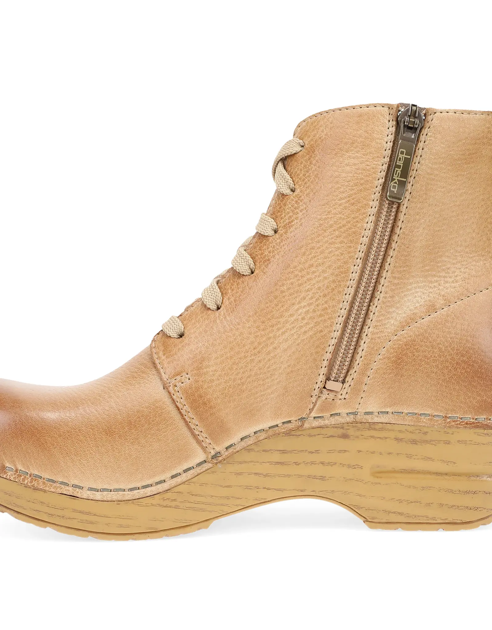 DANSKO Dansko Sigourney Clog Boot