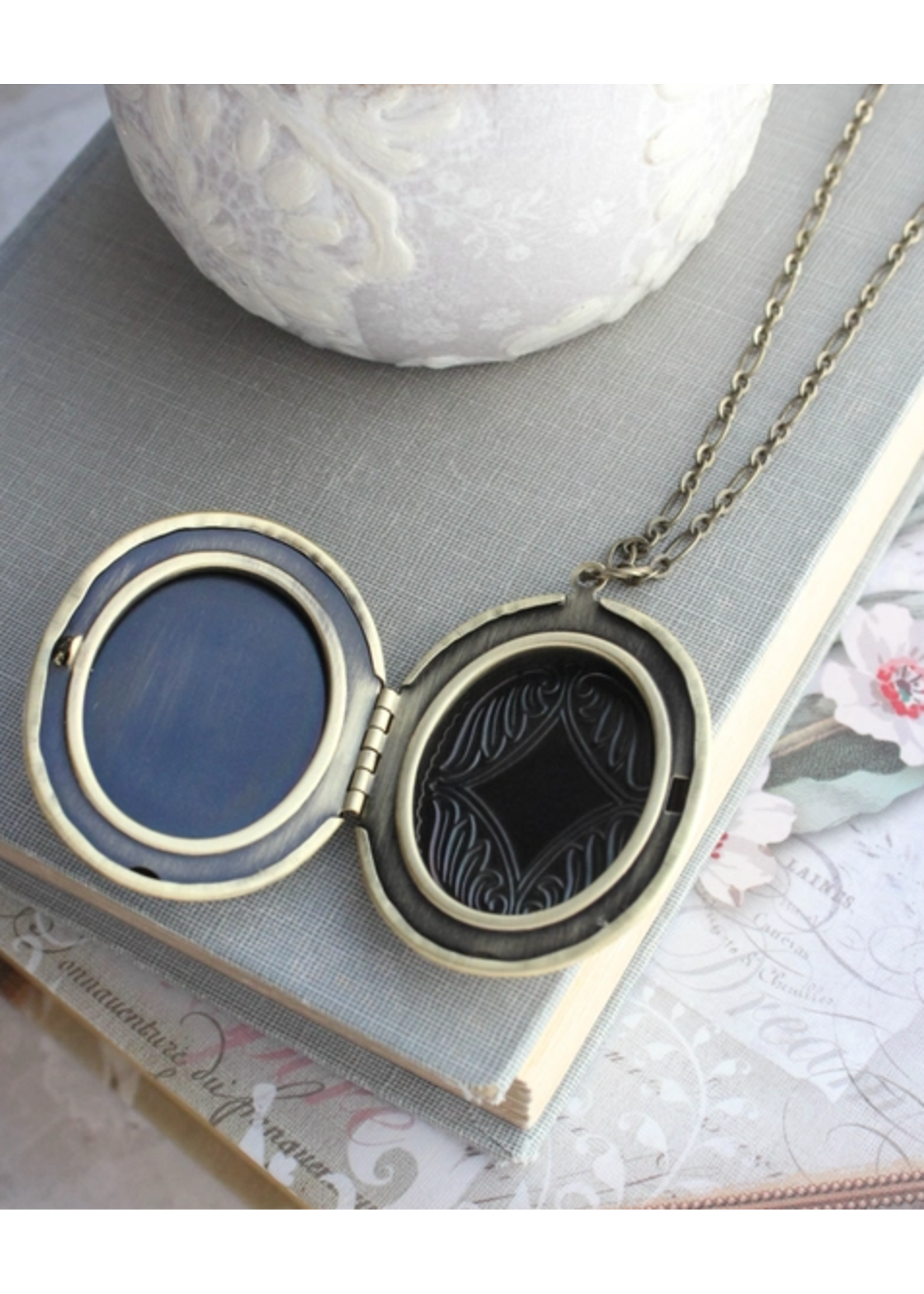 A Pocket of Posies A Pocket of Posies Cameo Locket Necklace Lily of the Valley Black