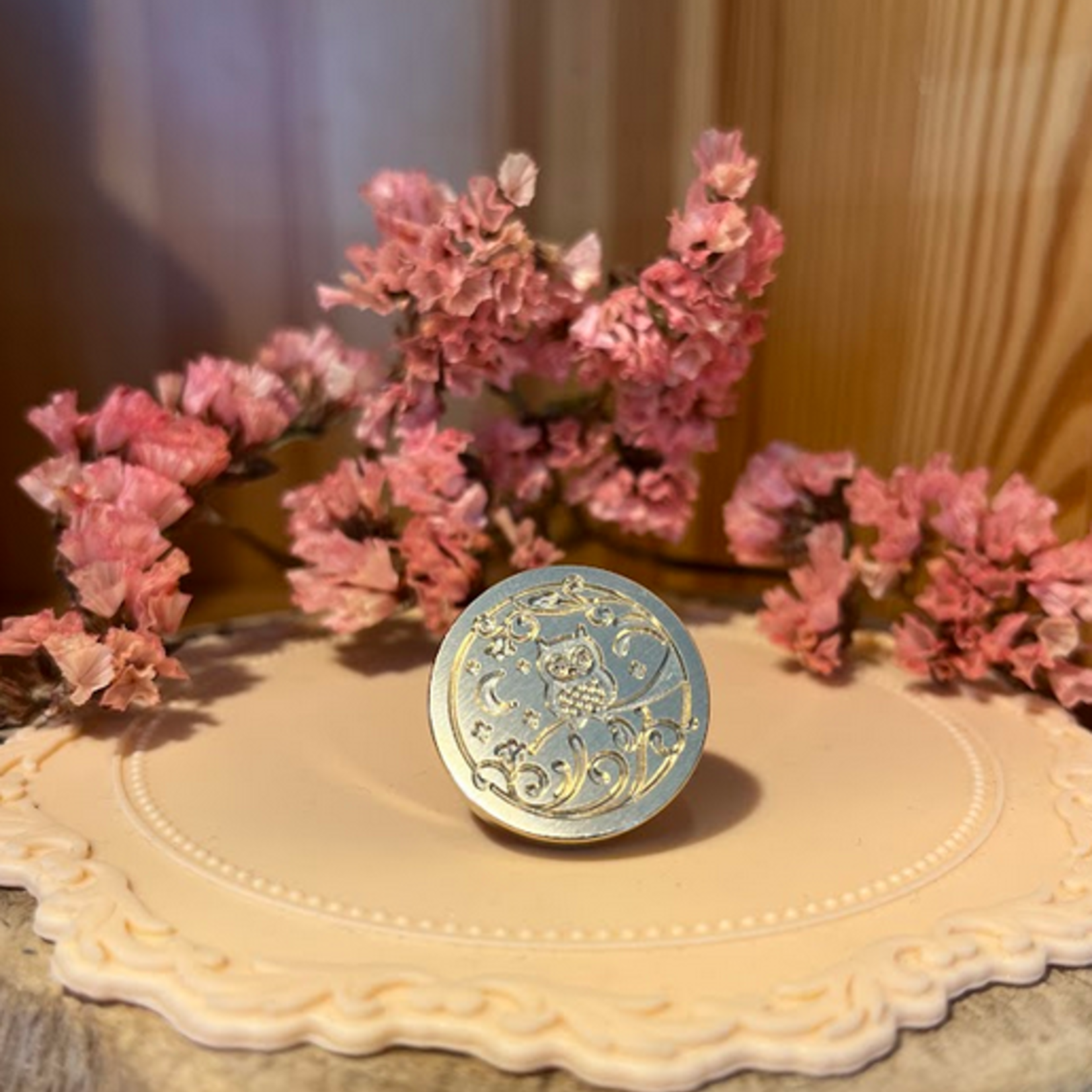 My Muses Card Shop My Muses Card Shop  Wax seal Ryx26  owl