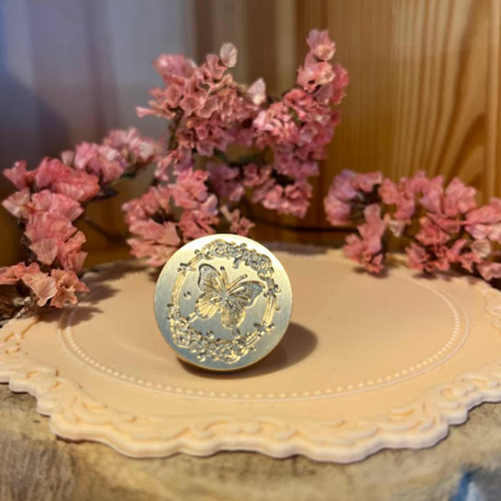 My Muses Card Shop My Muses Card Shop  Wax seal Dw 09  butterfly