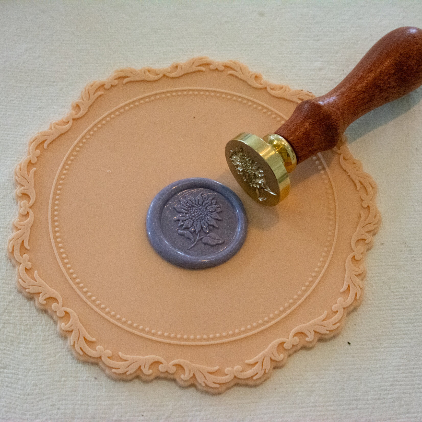 My Muses Card Shop My Muses Card Shop  Wax seal  C 268  sunflower