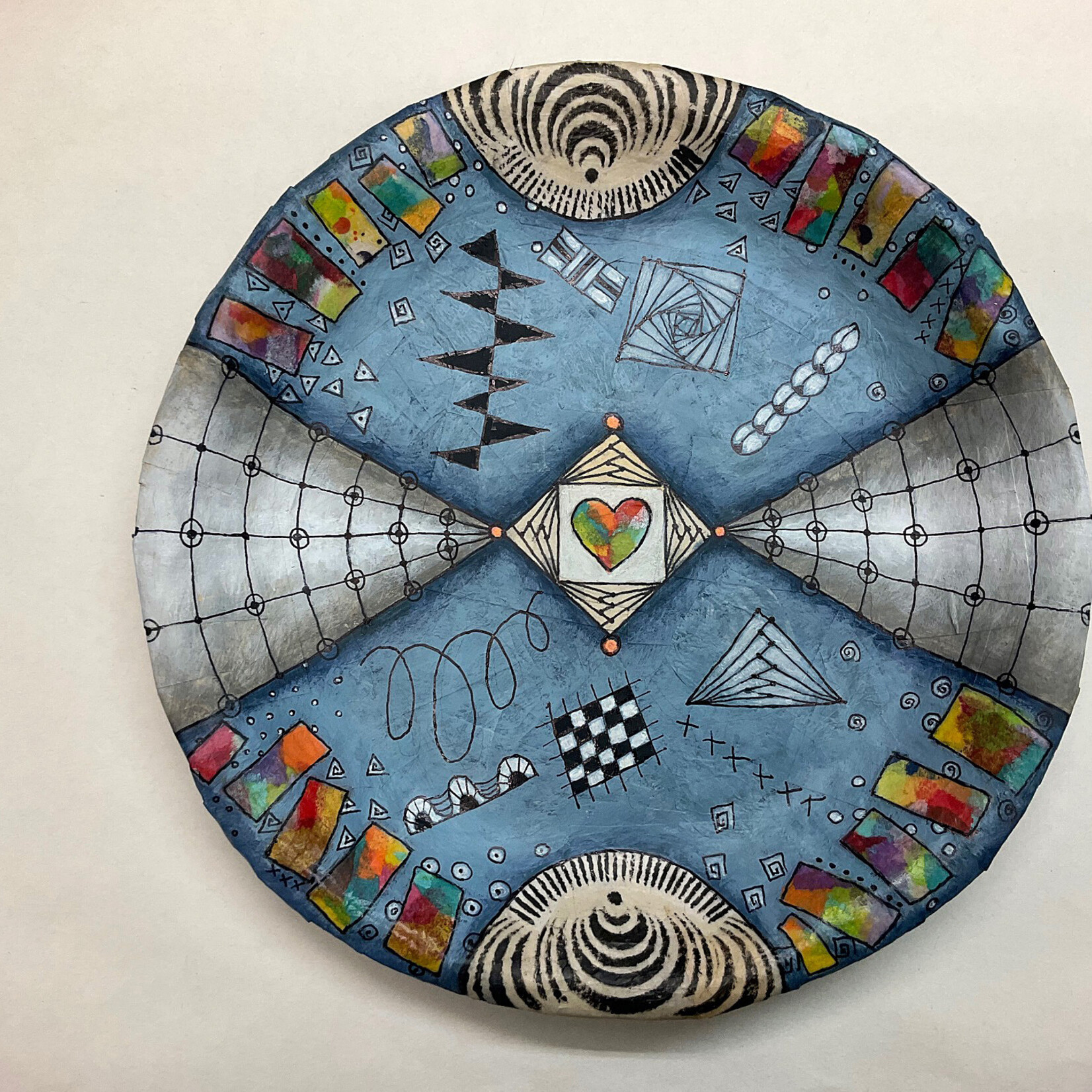 Sudie Rakusin , Heart Plate No.3 ,  9" d x 3" h , Muse Gallery