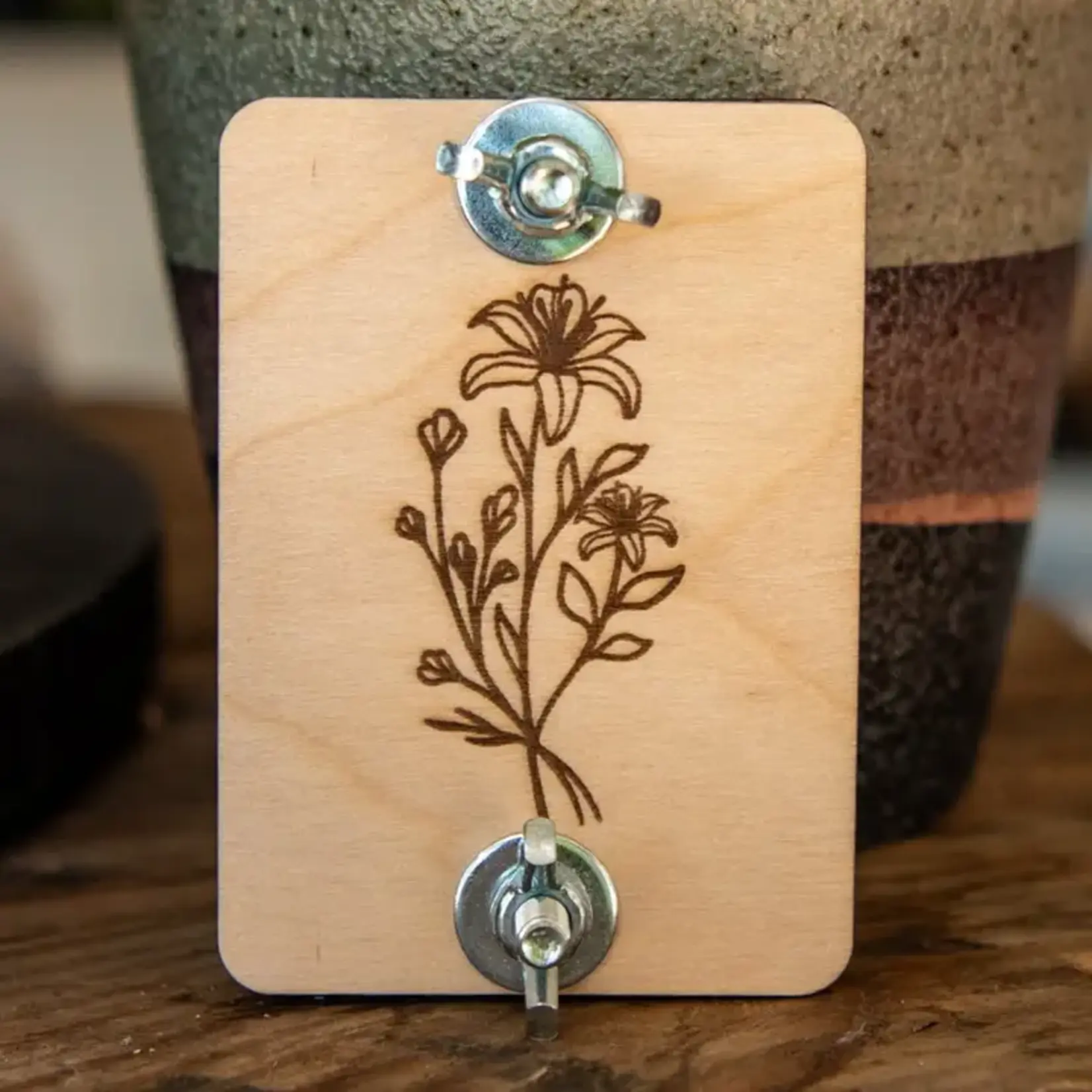 still magnolia Still magnolia pocket flower press