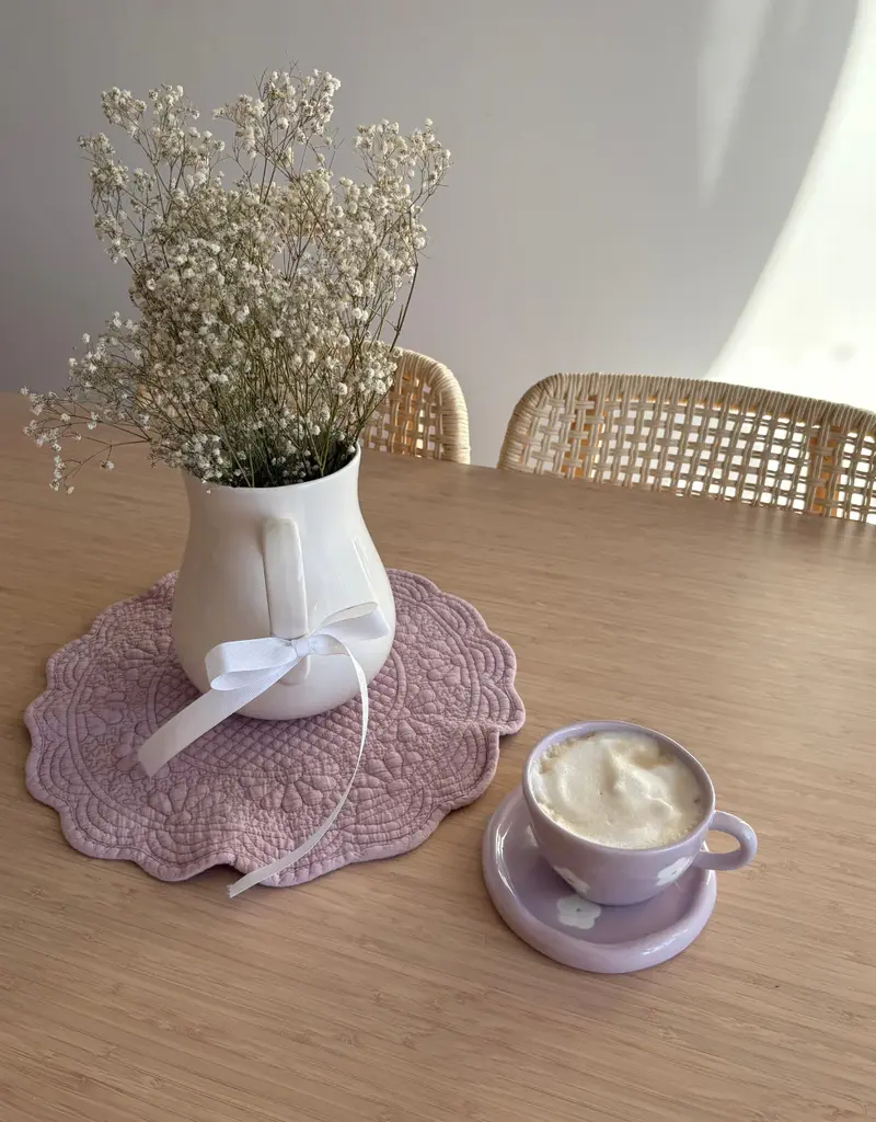 moi d'abord Tasse Lily lilas