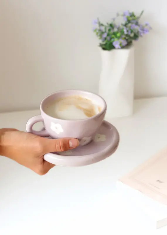 moi d'abord Tasse Lily lilas