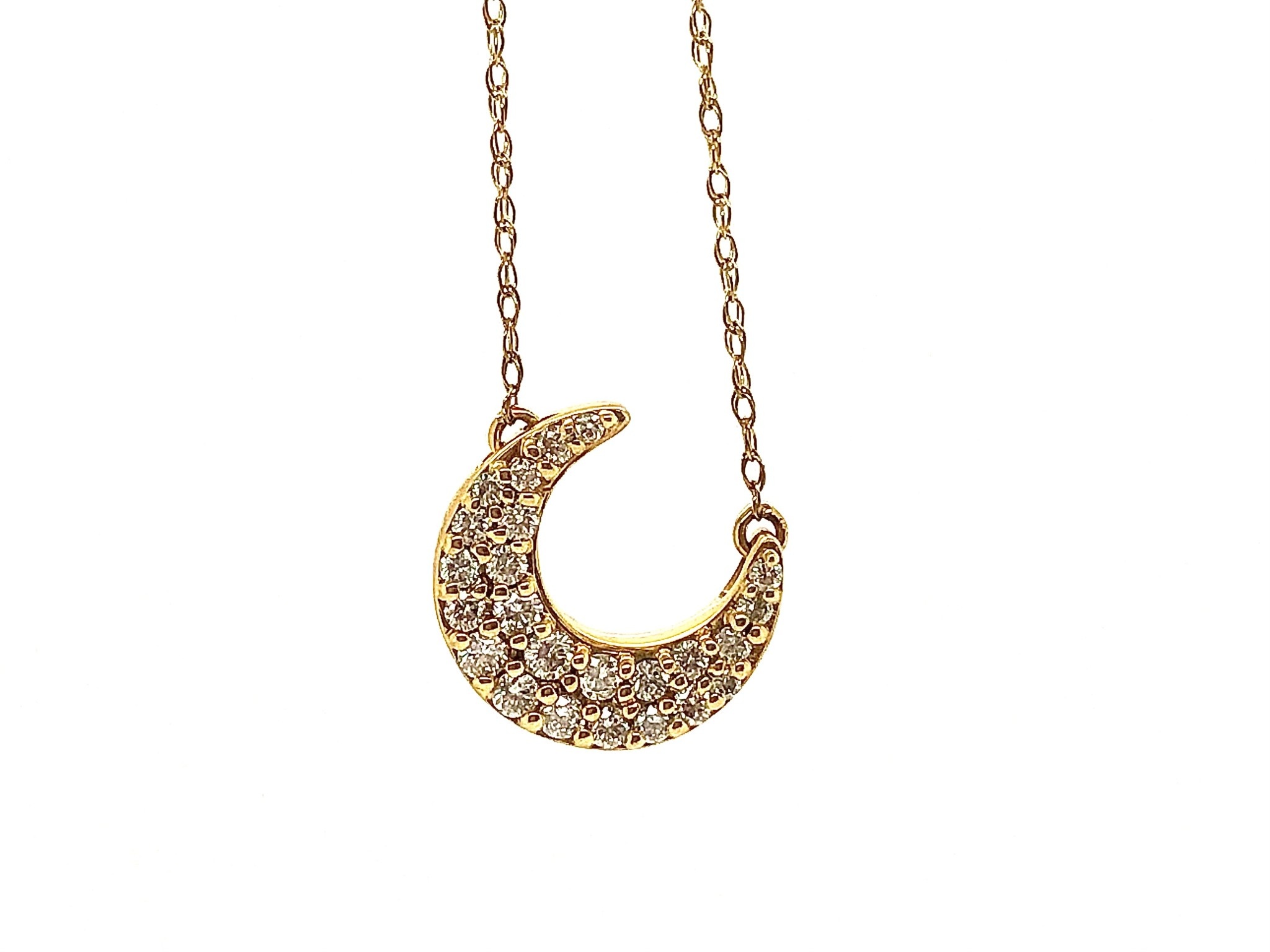 10KY .30ctw Diamond Crescent Moon 18" Necklace