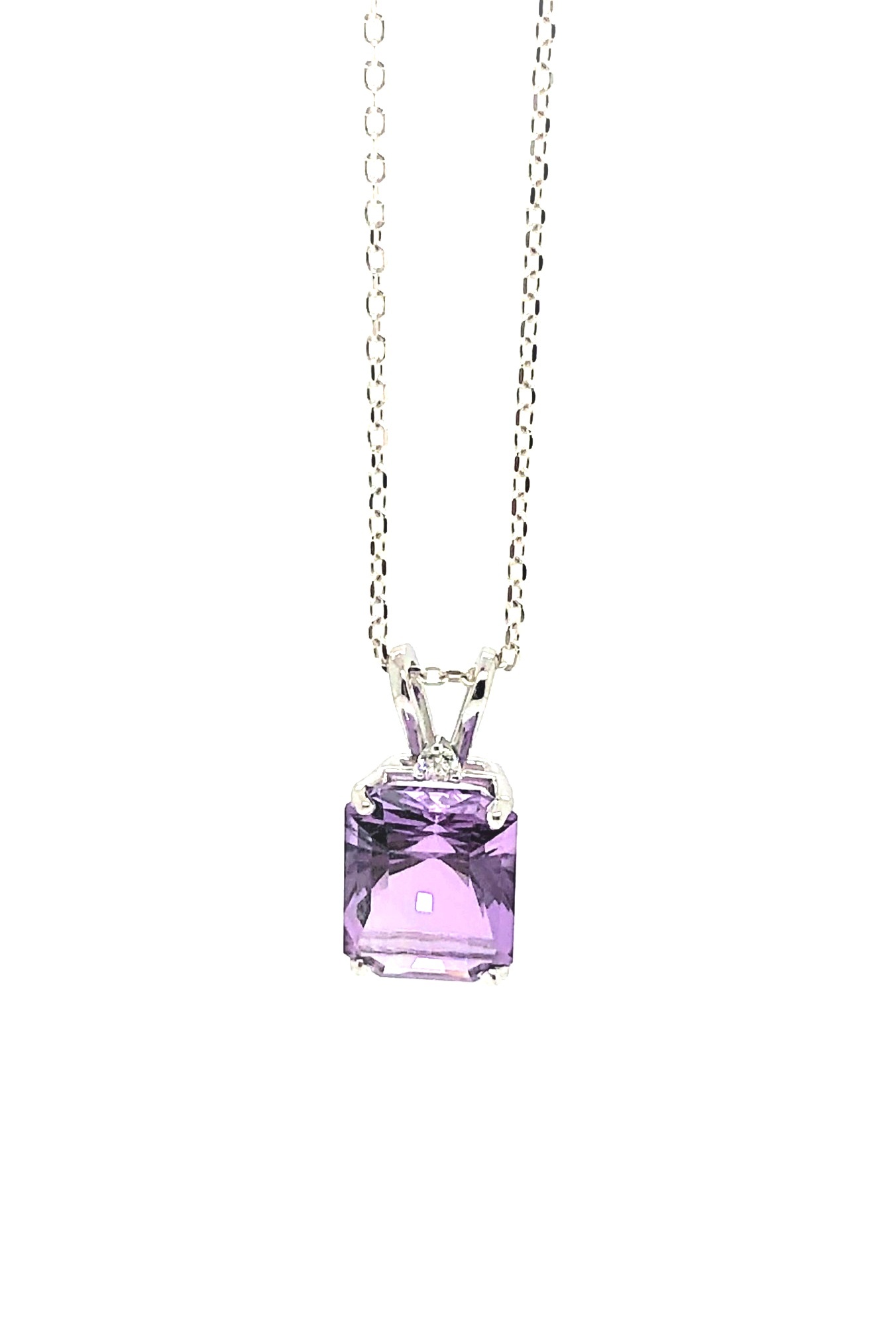 14kt White Gold Amethyst Pendant Necklace