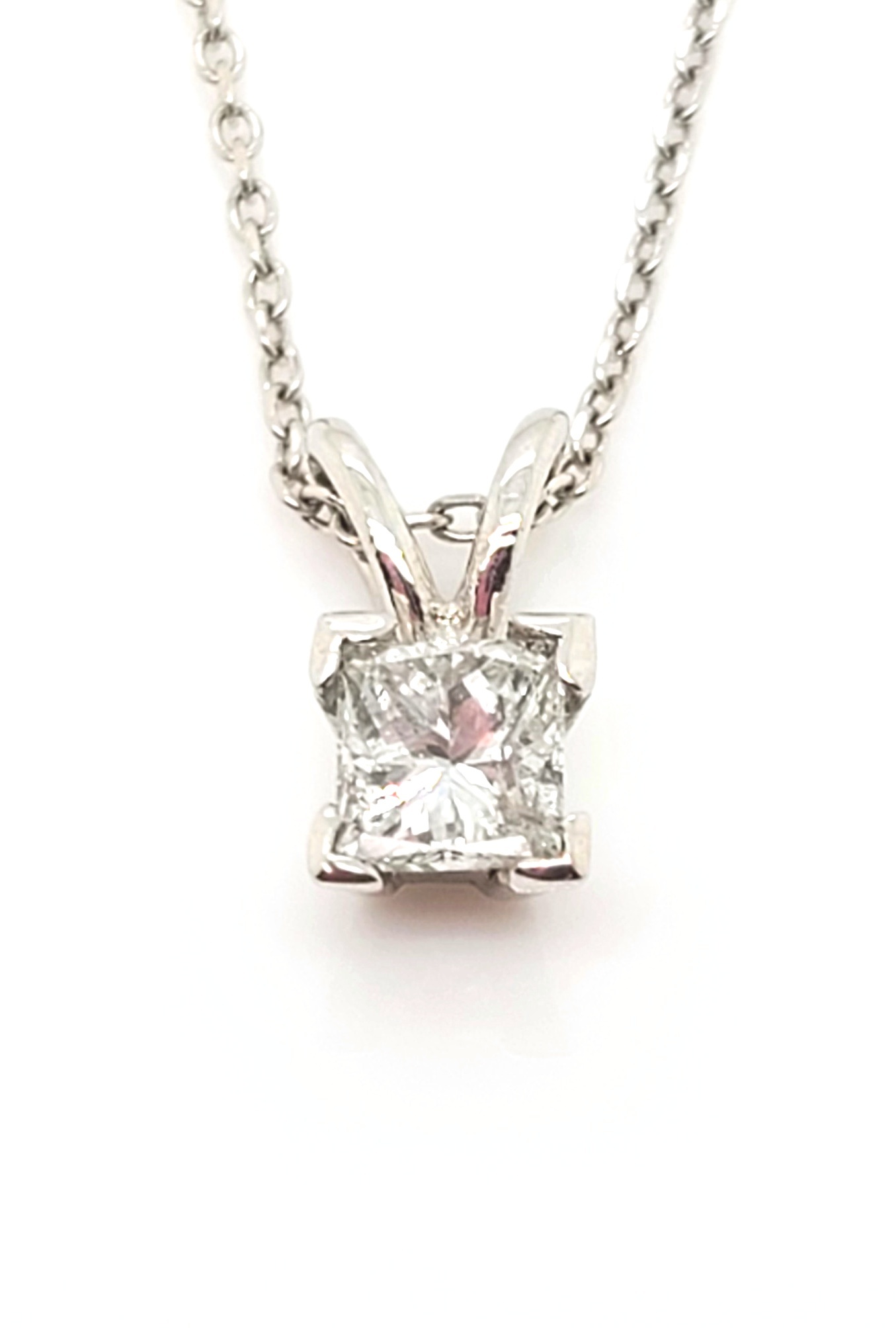 14kt White Gold  Princess Cut Diamond Pendant 0.75ct G/SI1 w/chain