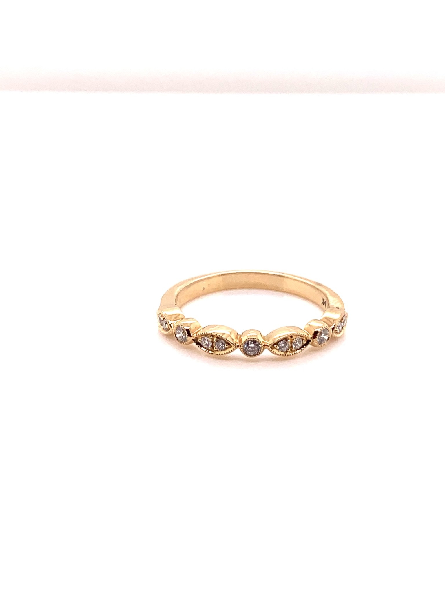 18KR BK .17cttw Dia Band Size 6.5