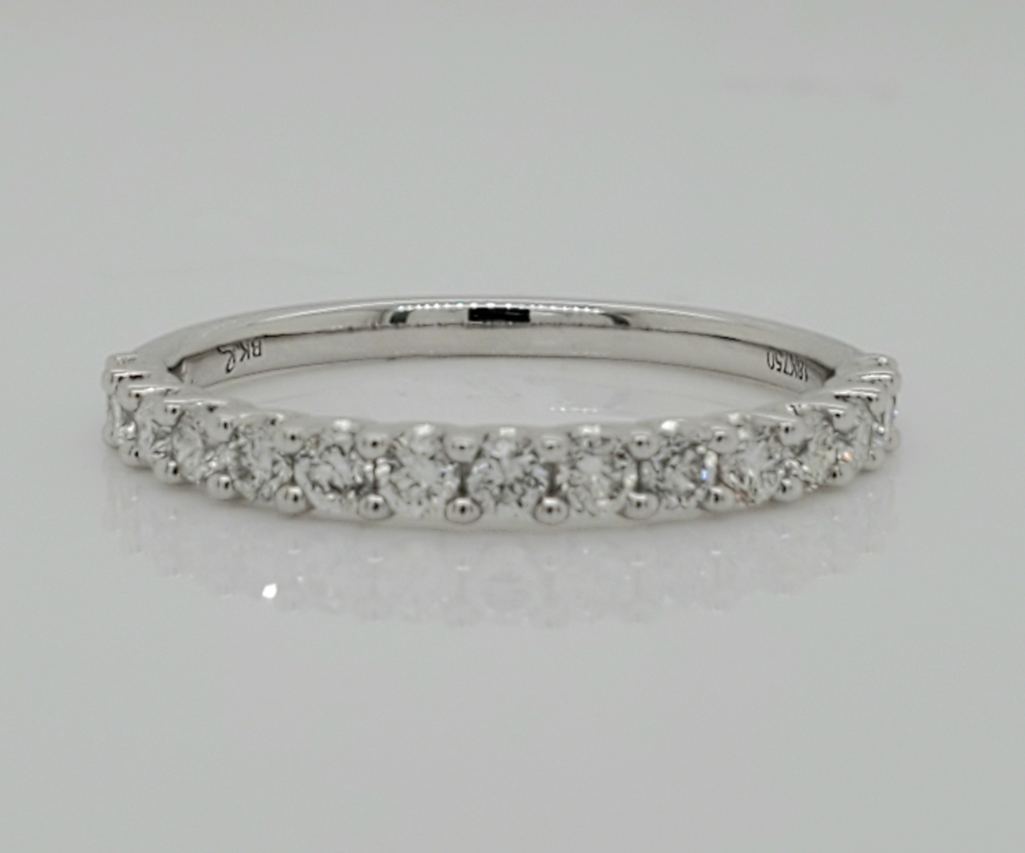18KT White Gold Diamond Wedding Band 0.50 CTTW