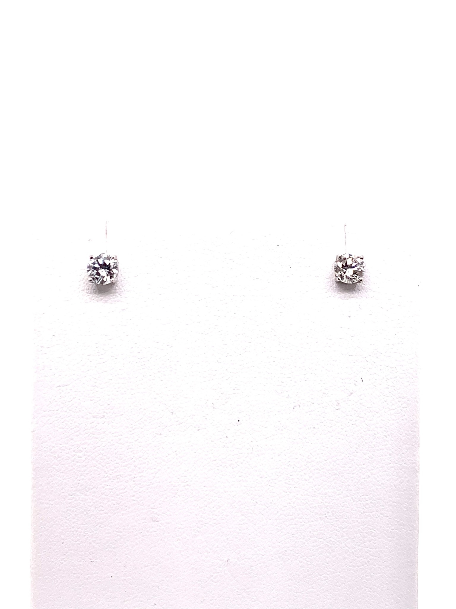 14K white gold 0.75ct lab diamond round stud earrings