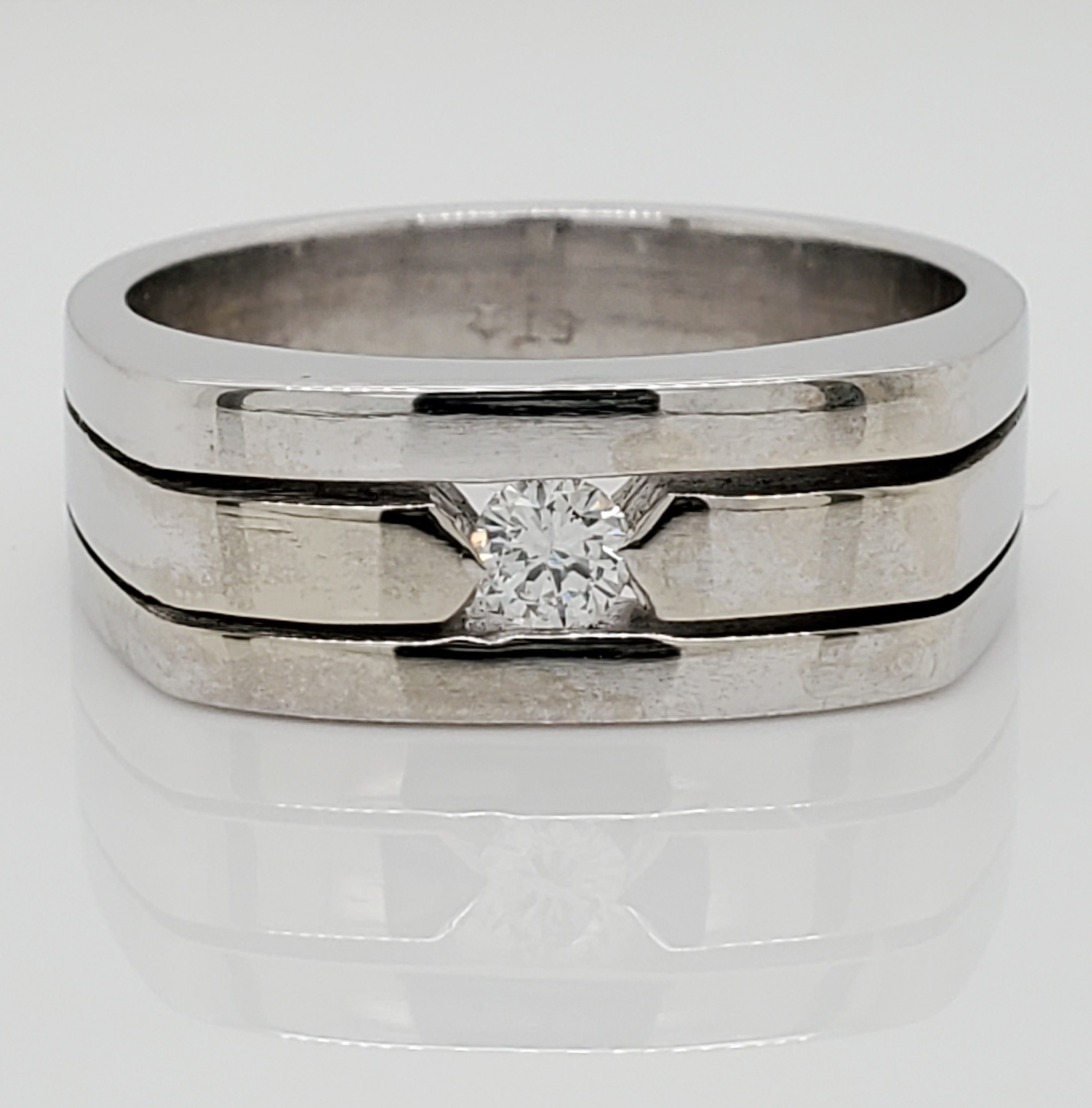 14KT White Gold Men's Ring with 3.25mm Round Diamond