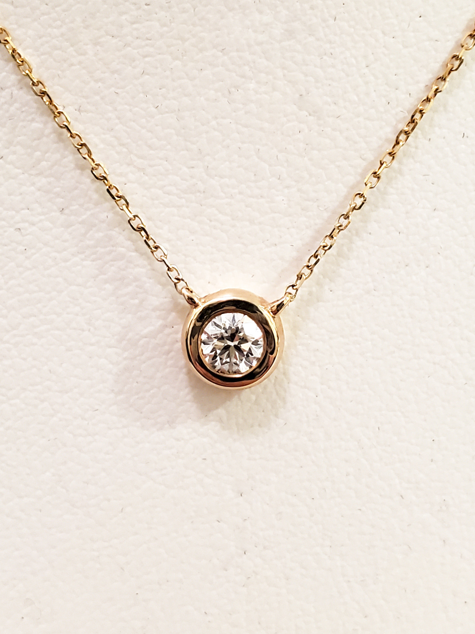 14KT Yellow Gold 0.20 CT Bezel Set Diamond Pendant
