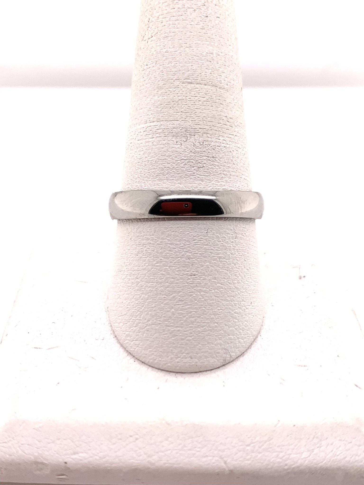 Stainless steel 4mm comfort fit bad size 10