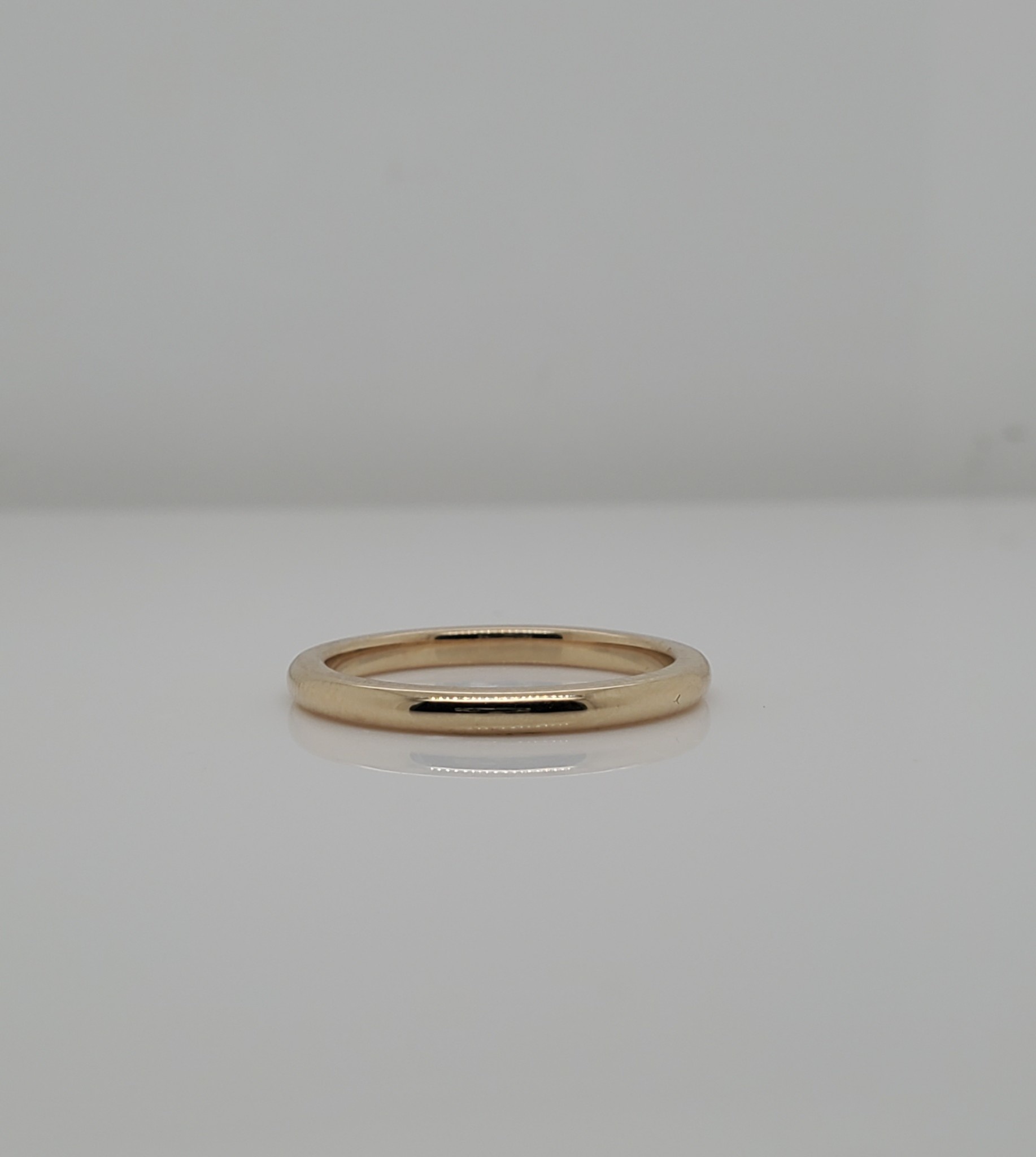 14KT YG 1.8mm Wedding Band SZ 5