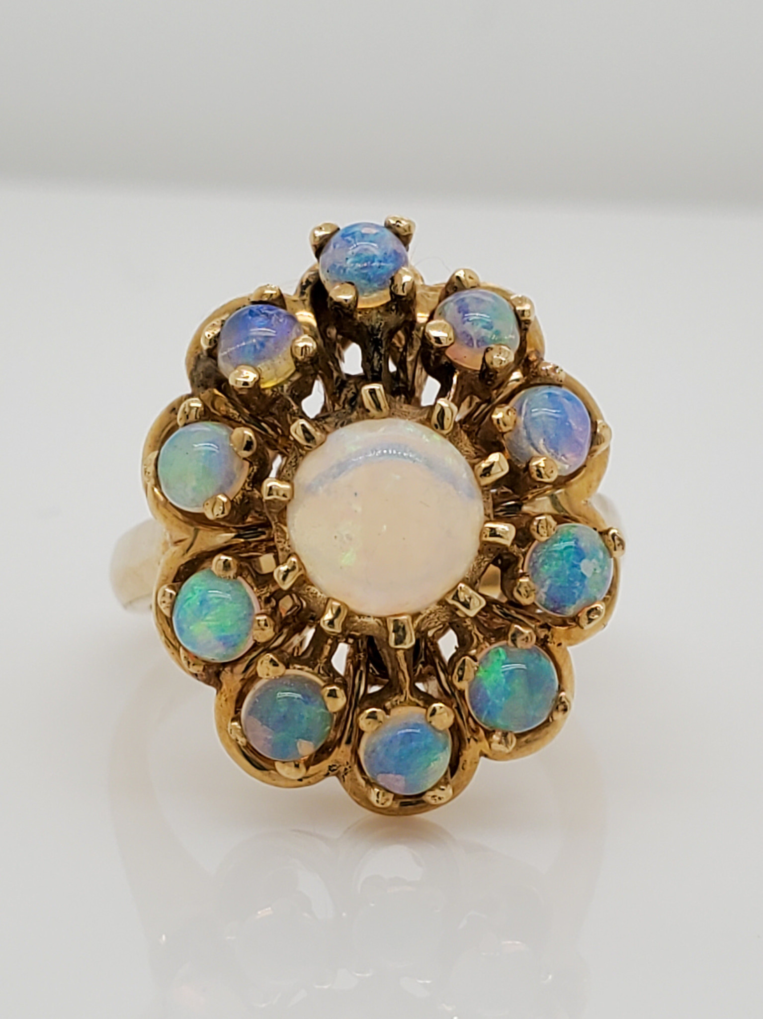 14KT Yellow Gold Estate Opal Ring