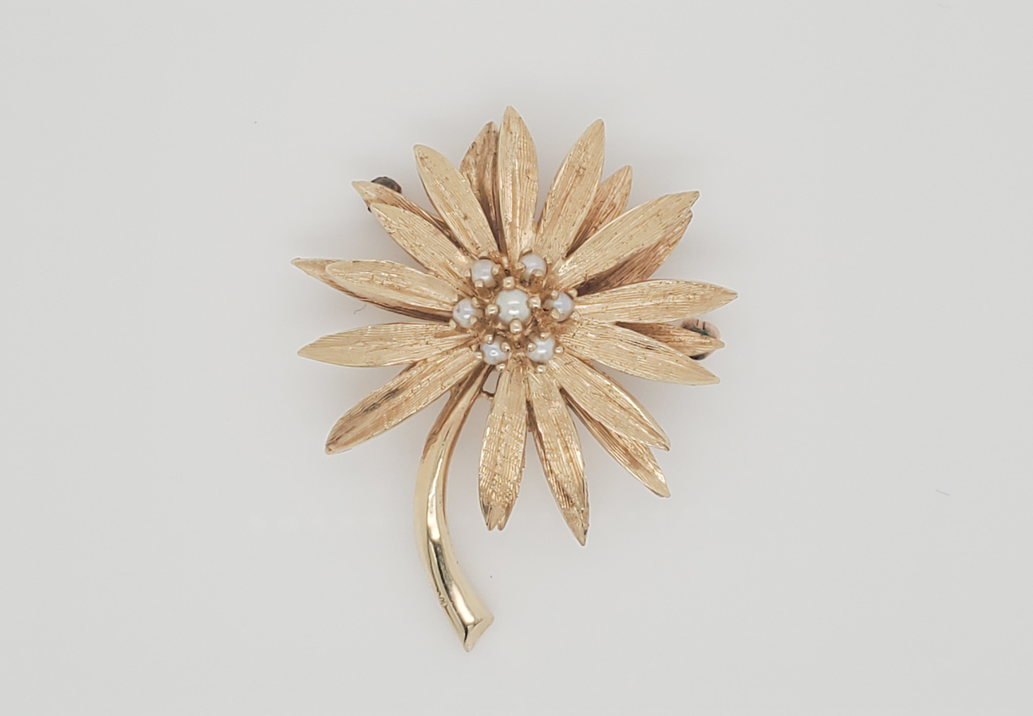 14K Yellow Gold Estate Pearl Cluster Flower Brooch