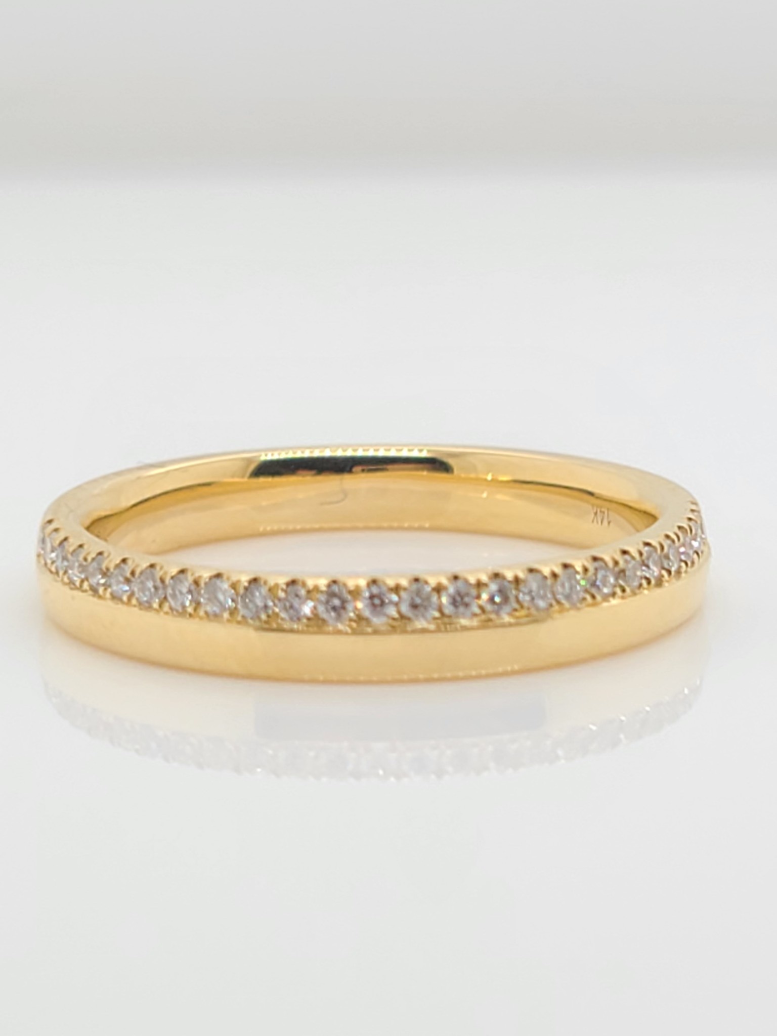 14KT Yellow Gold Diamond Offset Band 0.16 CTW