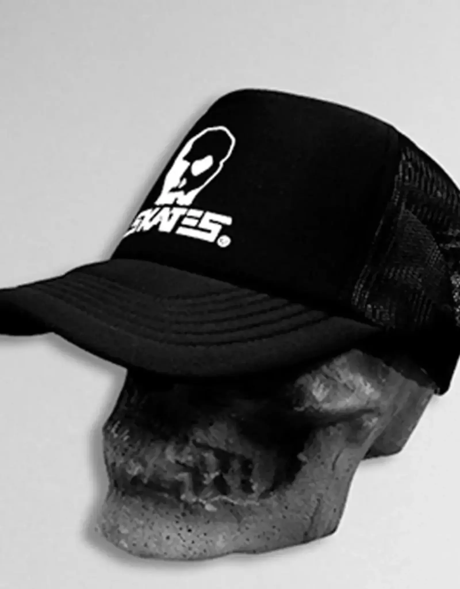 Skull Skates SKULL FOAM MESH TRUCKER CAP HORSE LOGO