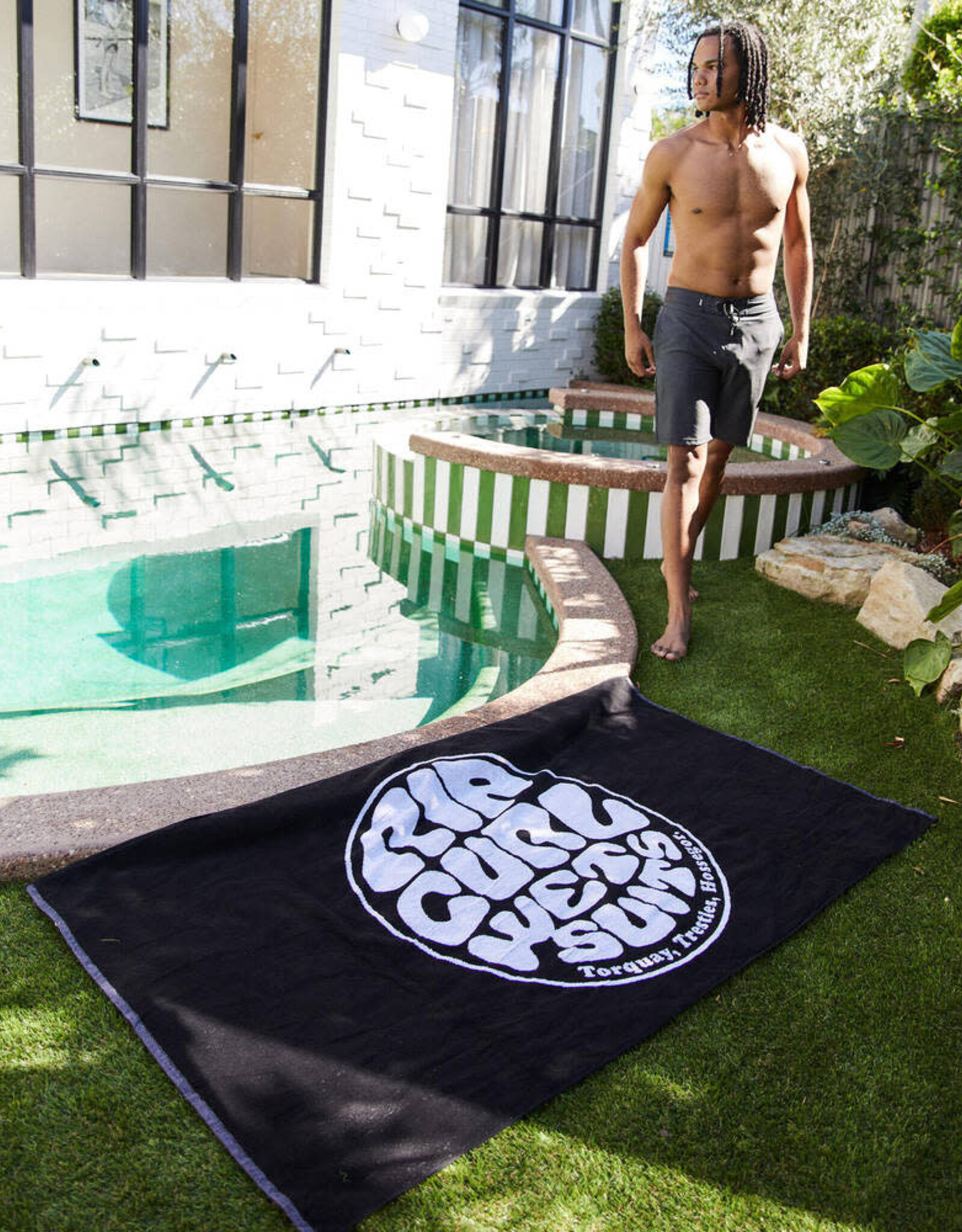 RIPCURL LOGO TOWELS