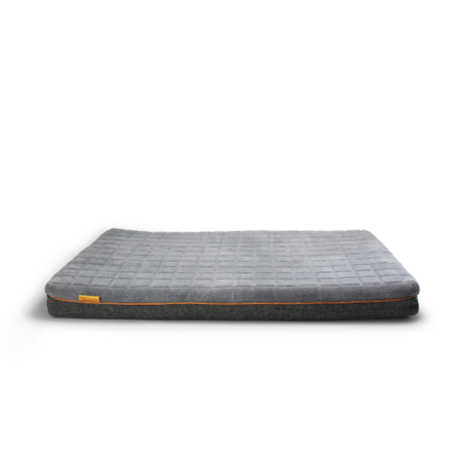 Be One Breed 28x46" Charcoal Gray Relaxation Bed