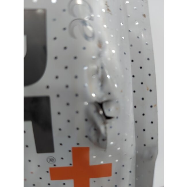 Nutrience Cat Sensitive Skin & Stomach  11lbs****Tear on Top of the bag******