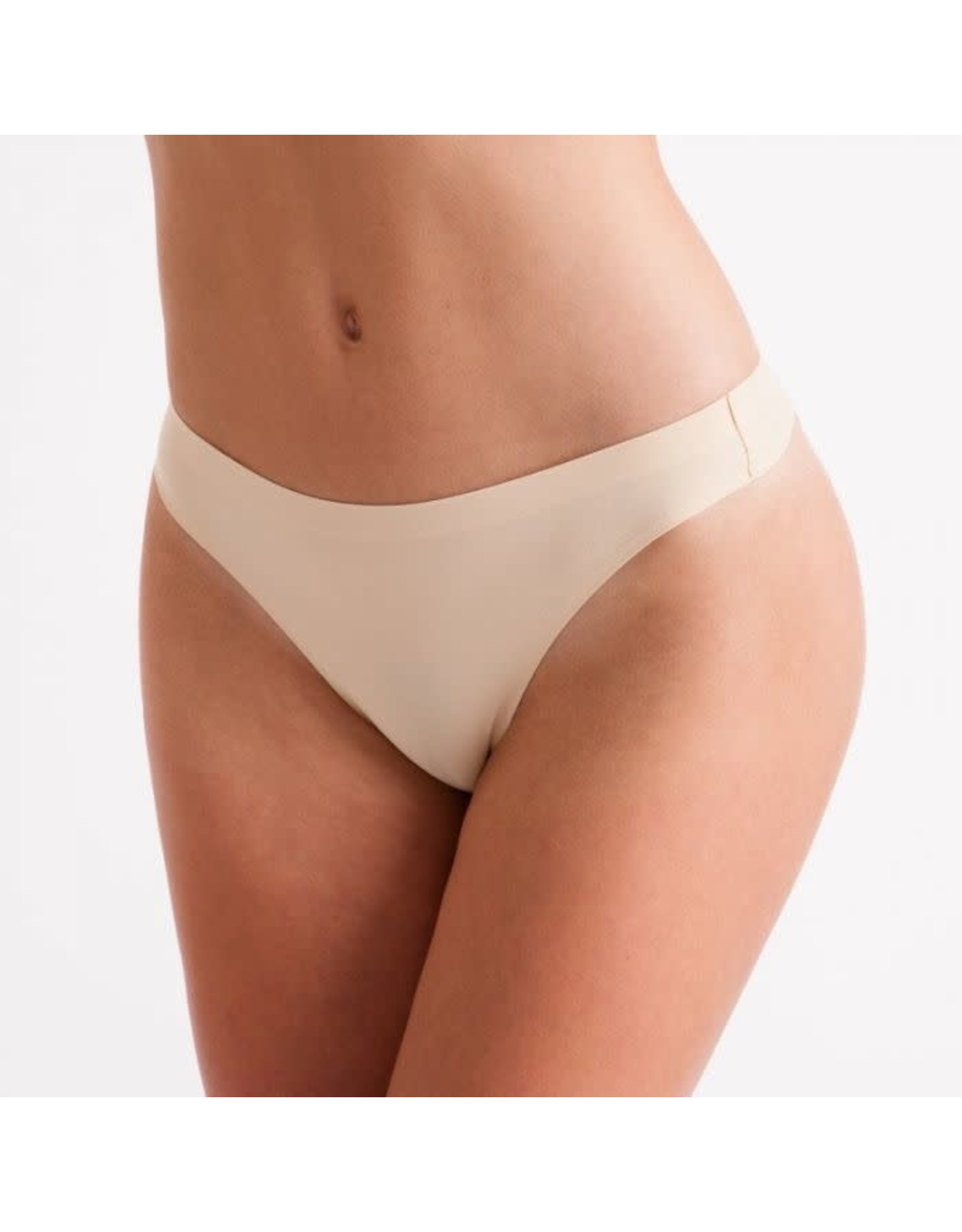 Silky Dance Invisible Low Rise Thong