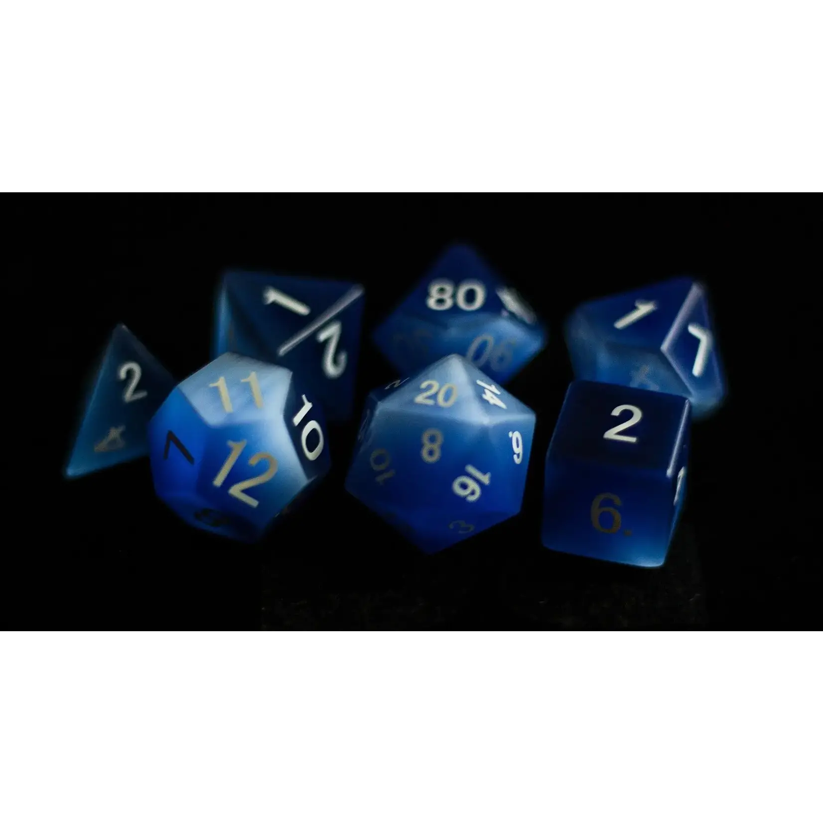 Metallic Dice Games Gemstone Dice 7-Die Set Cat's Eye Frosted Blue