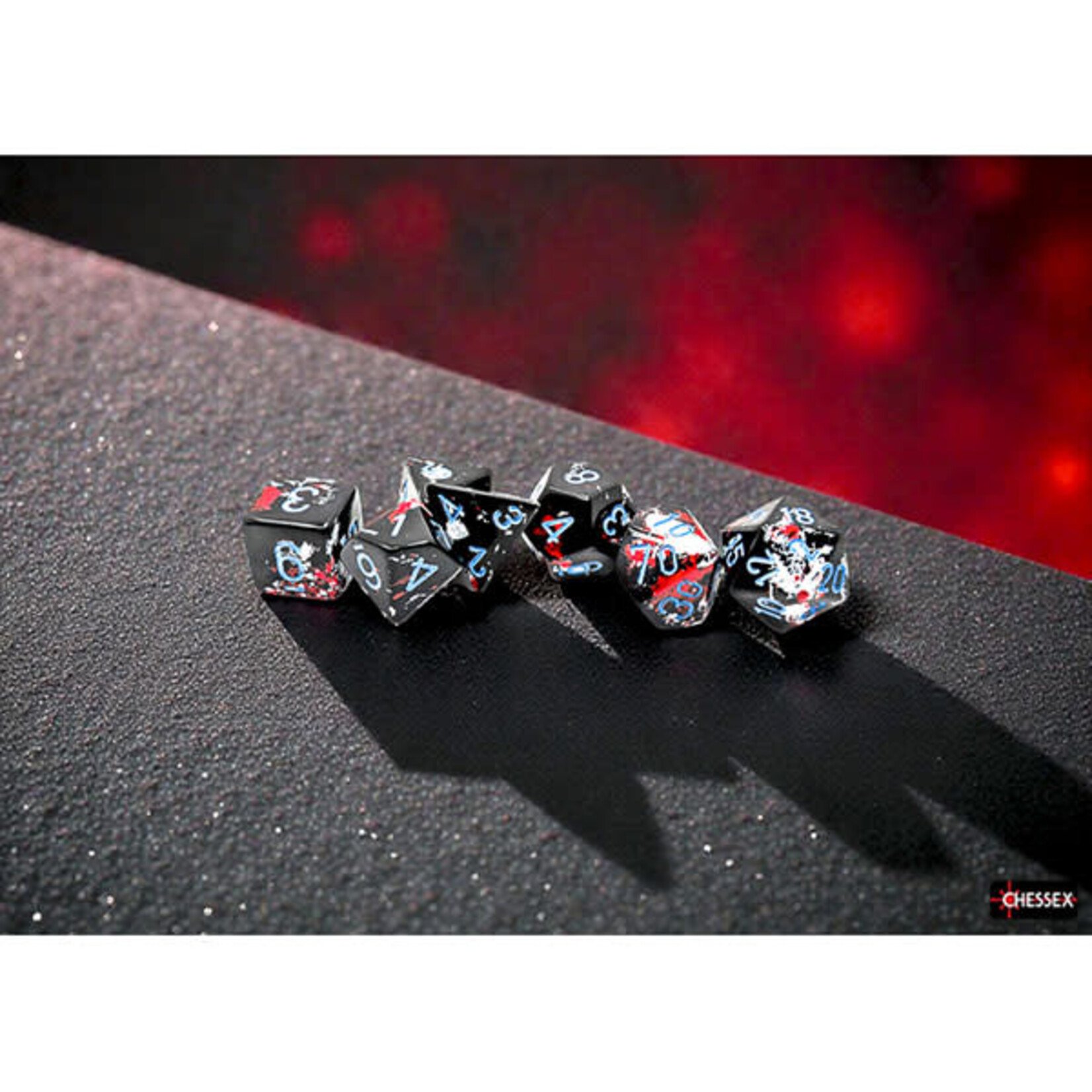 Chessex CHX24408 - 7-Die Set Brush: Dark Side