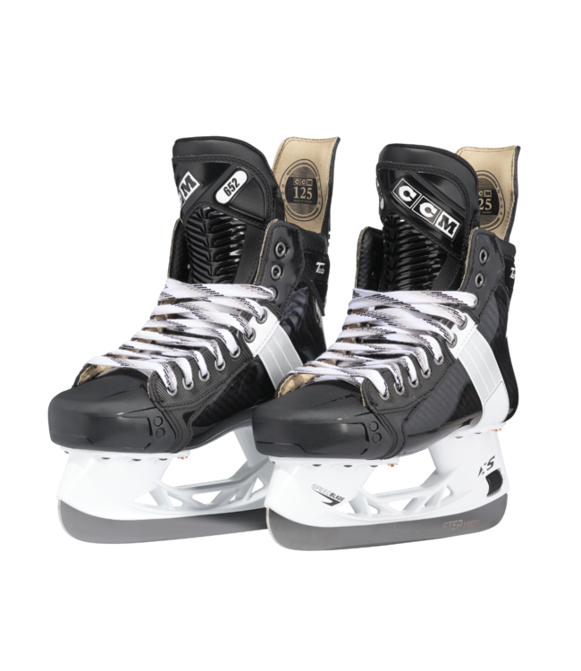 RETRO TACKS 652 XF PRO INTERMEDIATE HOCKEY SKATES