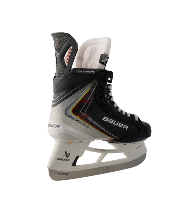 VAPOR FLYPRO INTERMEDIATE HOCKEY SKATES
