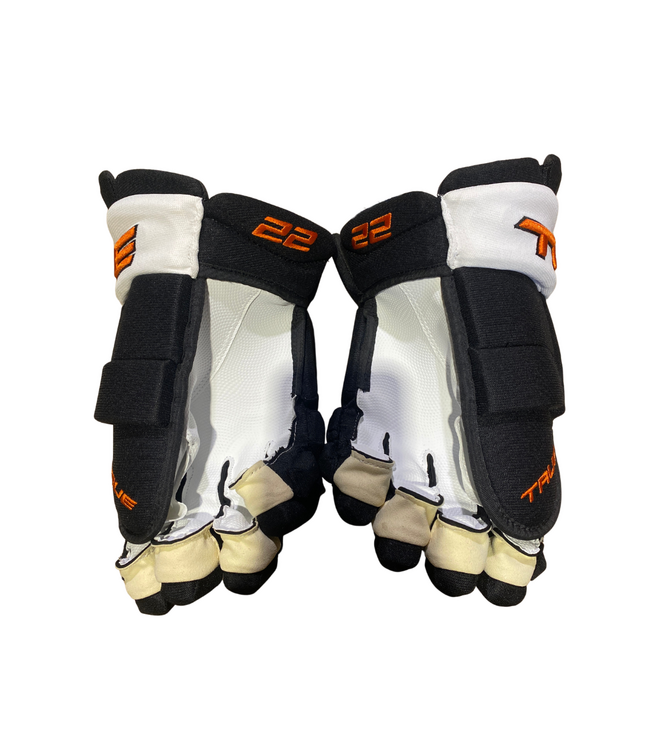 CHRISTIAN DVORAK PRO STOCK GLOVES - PHILADELPHIA FLYERS