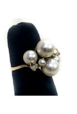 14K Gold Ring with 6 Pearls 2 Diamonds
