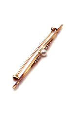 Mikimoto 15K Gold Bar Pin with 1 Medium Pearl and 8 Seed Pearls