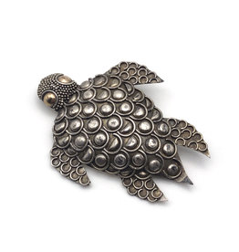 Sterling Flat Turtle Brooch with Circle Shell Design