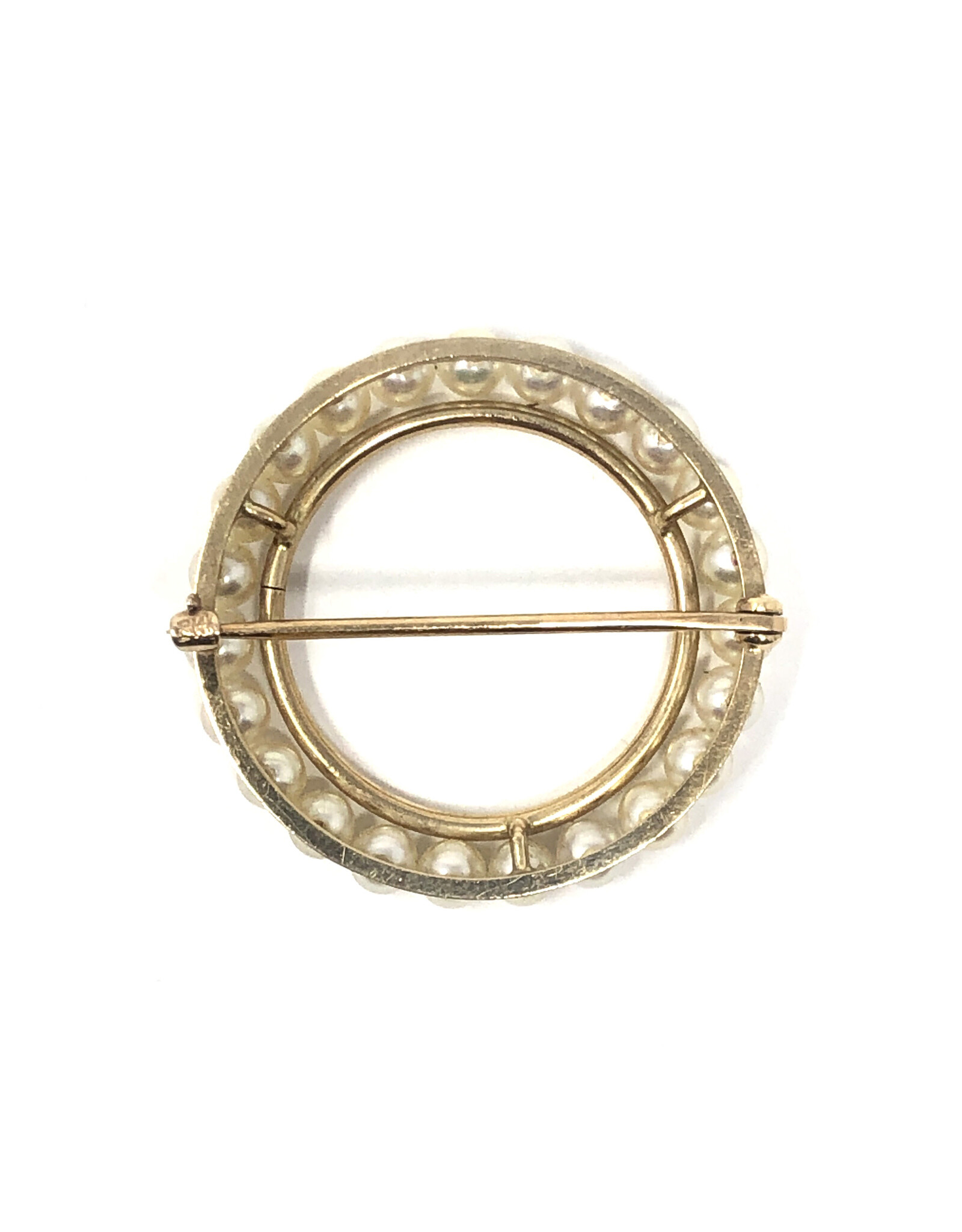 14K Gold Circular Brooch with Round of 23 Pearls