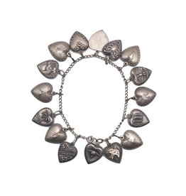 7¼ In. Vintage Sterling Puffy Heart Charms Bracelet