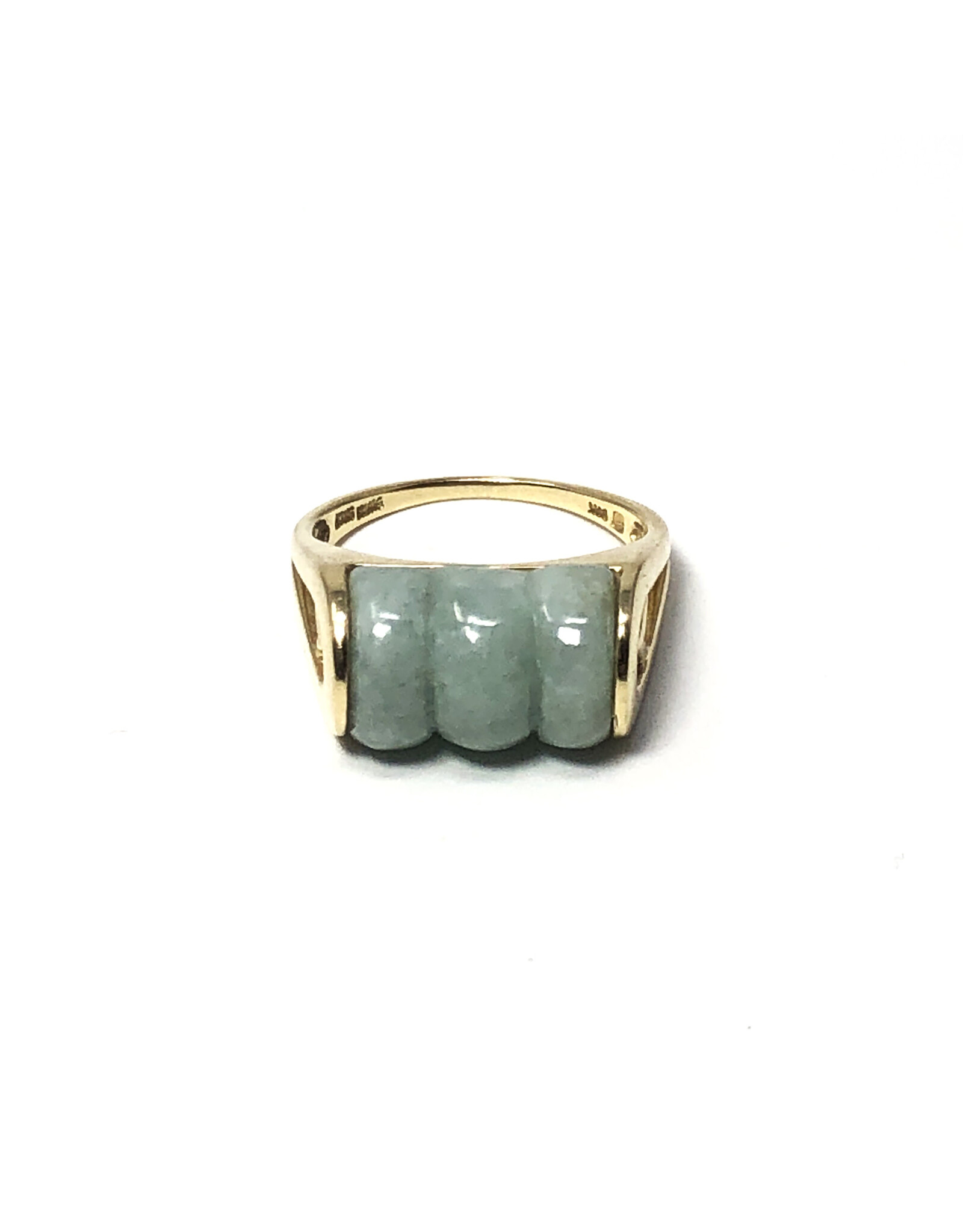 14K Gold Ring with Carved Jade Ridges