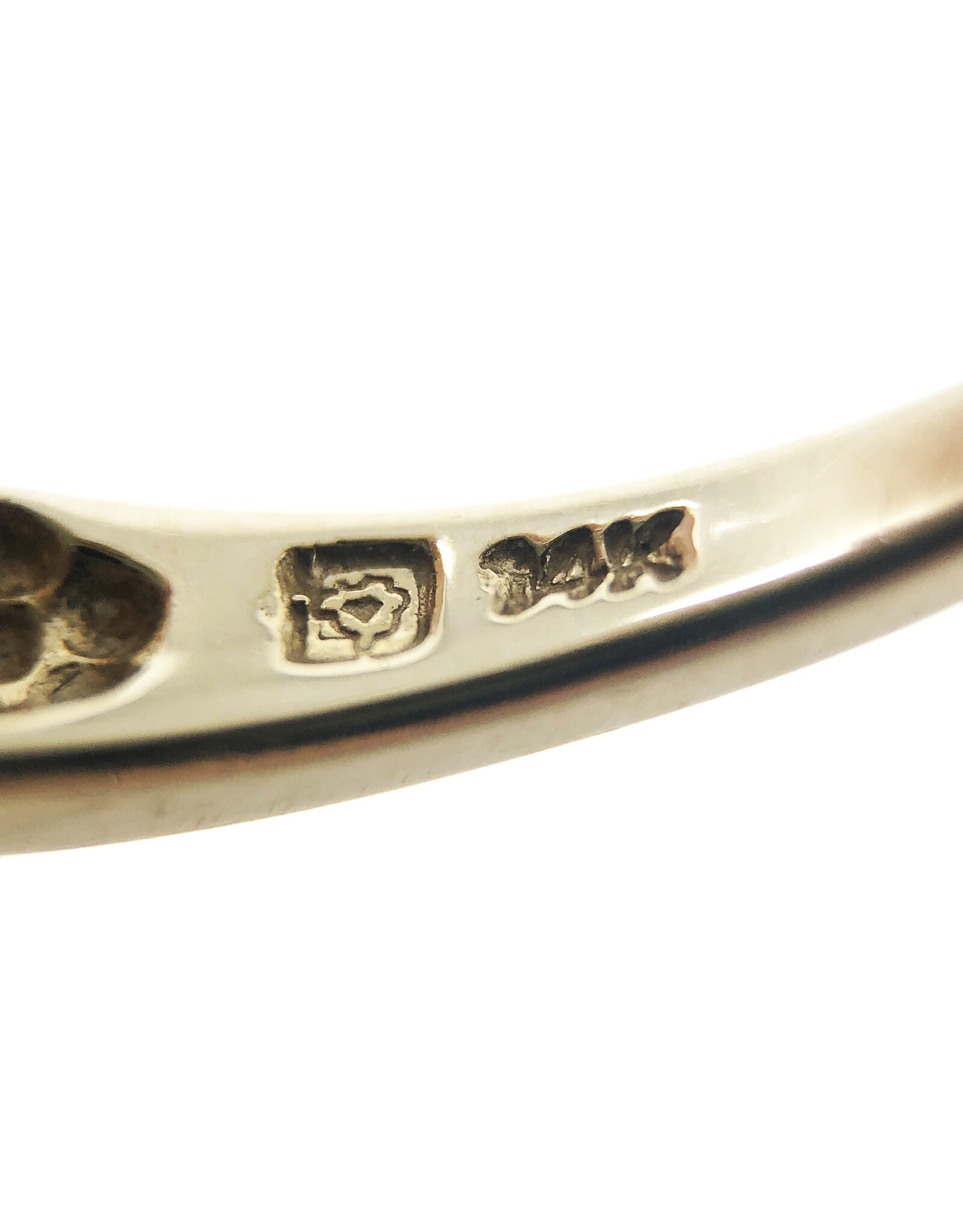 14K Gold Ring with Carved Jade Ridges