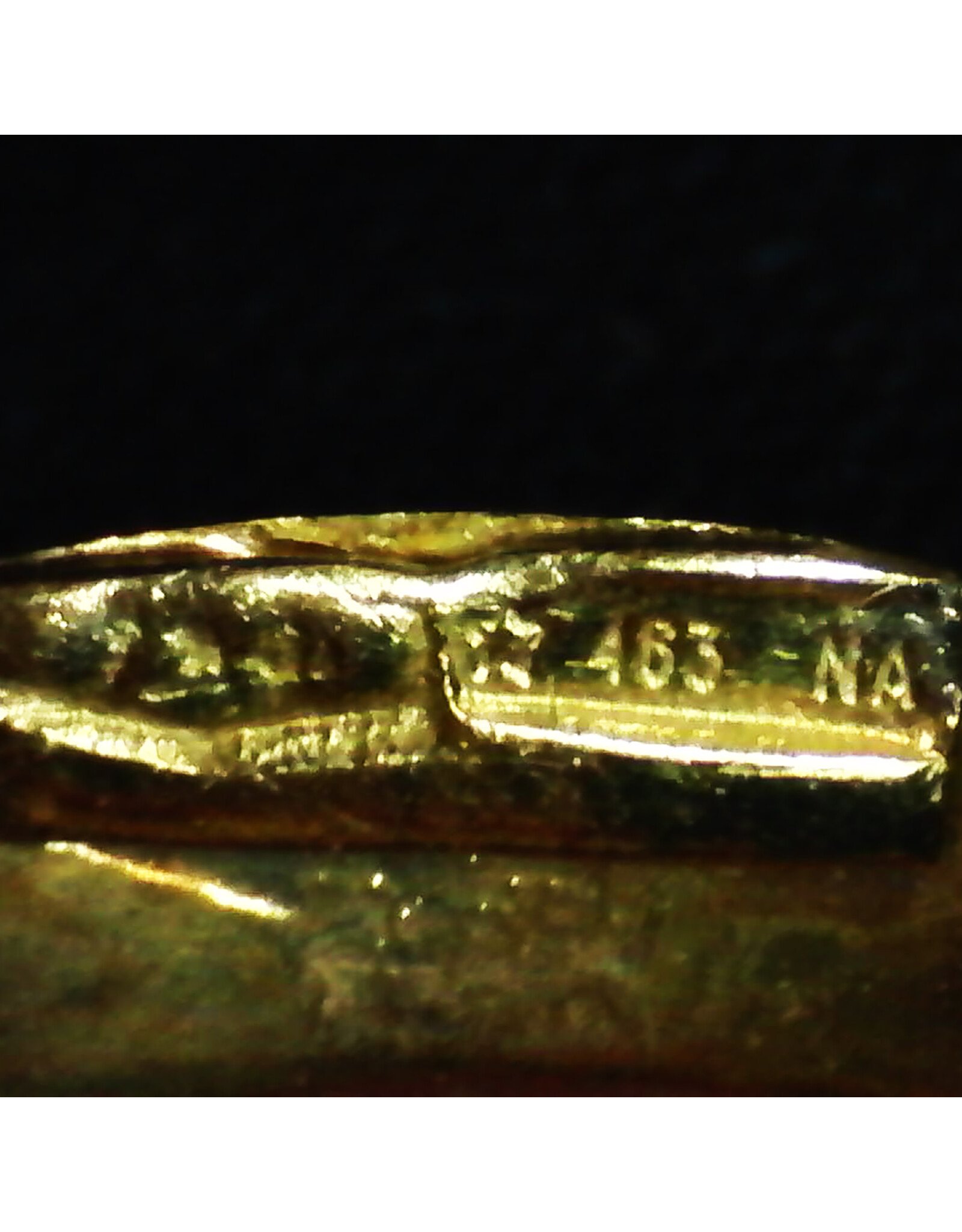 Young Woman with Flowers Cameo Brooch in 18K Gold Setting with Bale