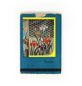 Tuttle Textiles (Arts & Crafts of Japan Series No.2)
