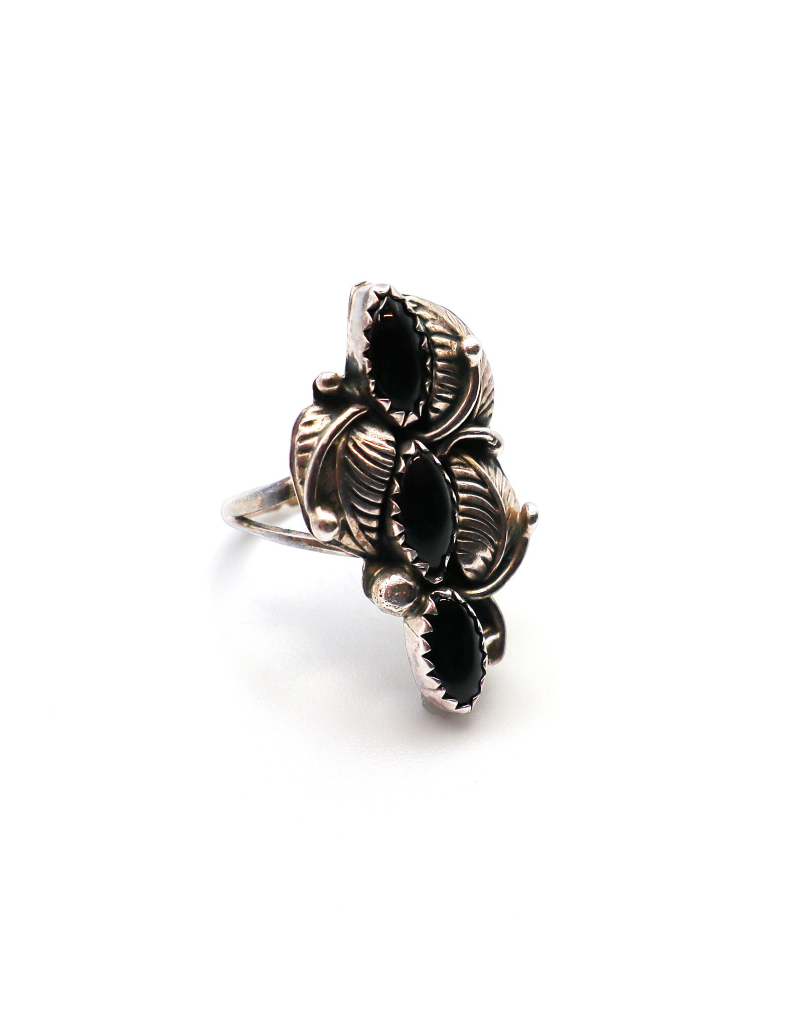 Vintage Navajo-Style Leaf-Motif Ring with Three Small Onyx Marquise Cabochons