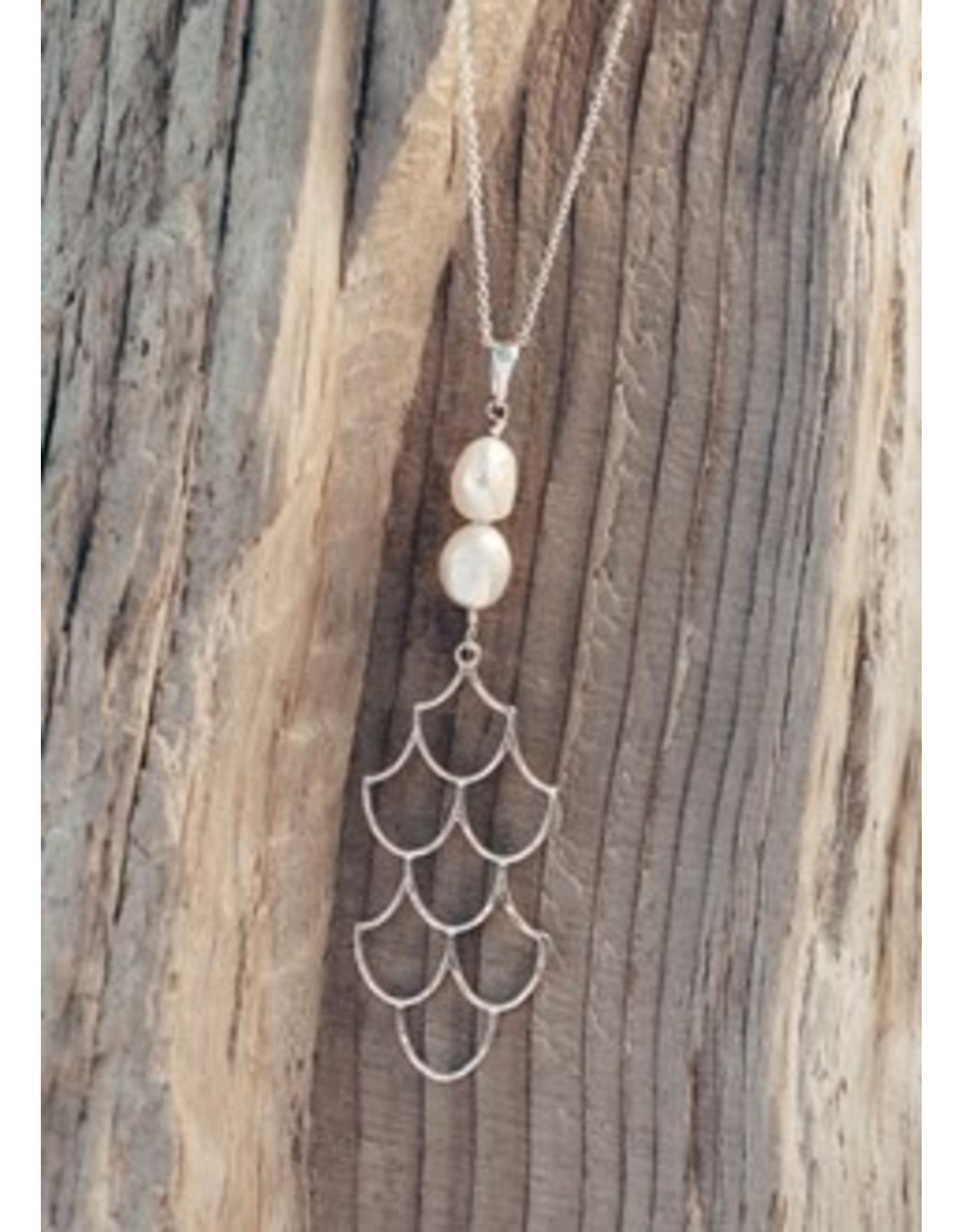Glee jewelry Mermaid Necklace/Silver/White Pearl
