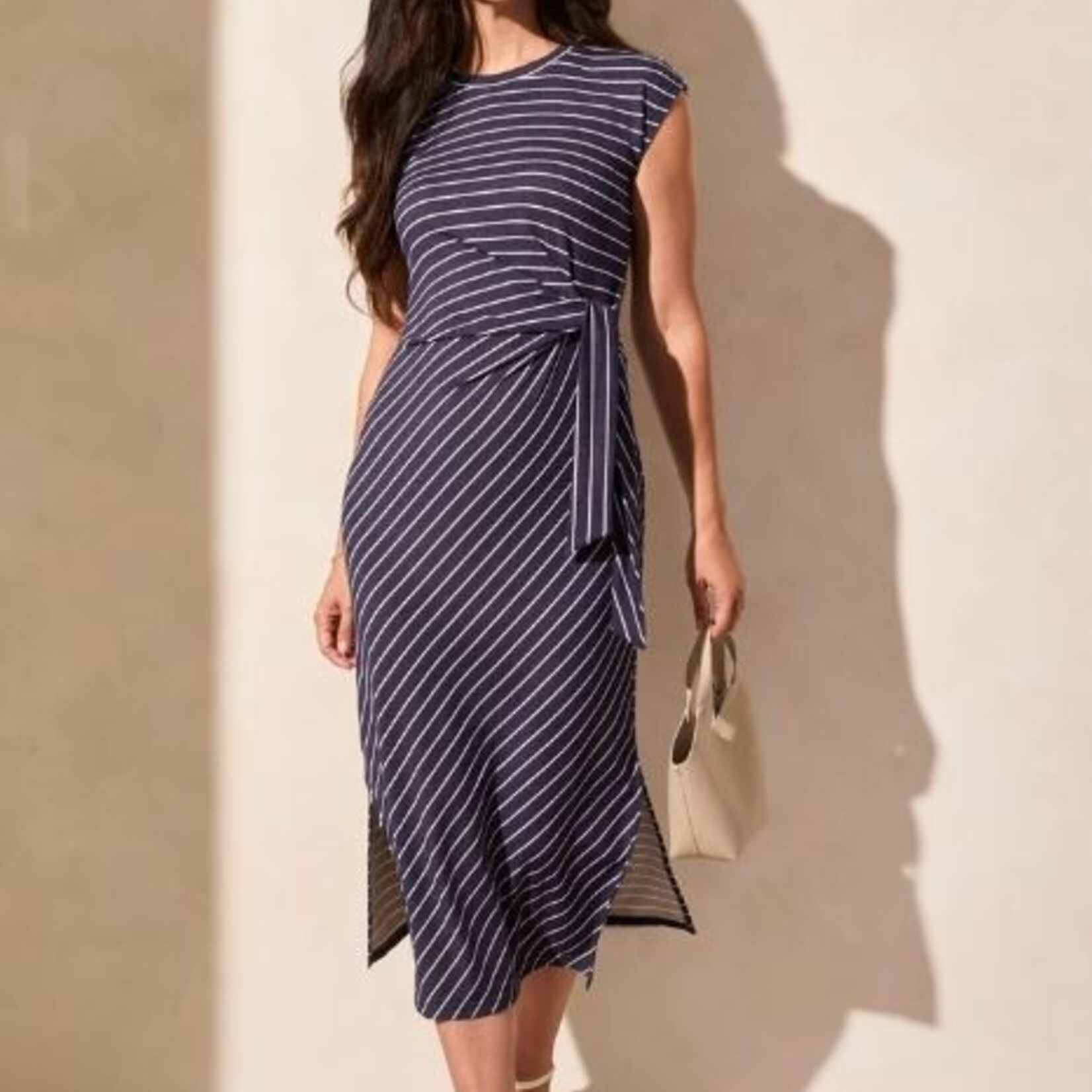 Robe avec boucle a l`avant - Marine