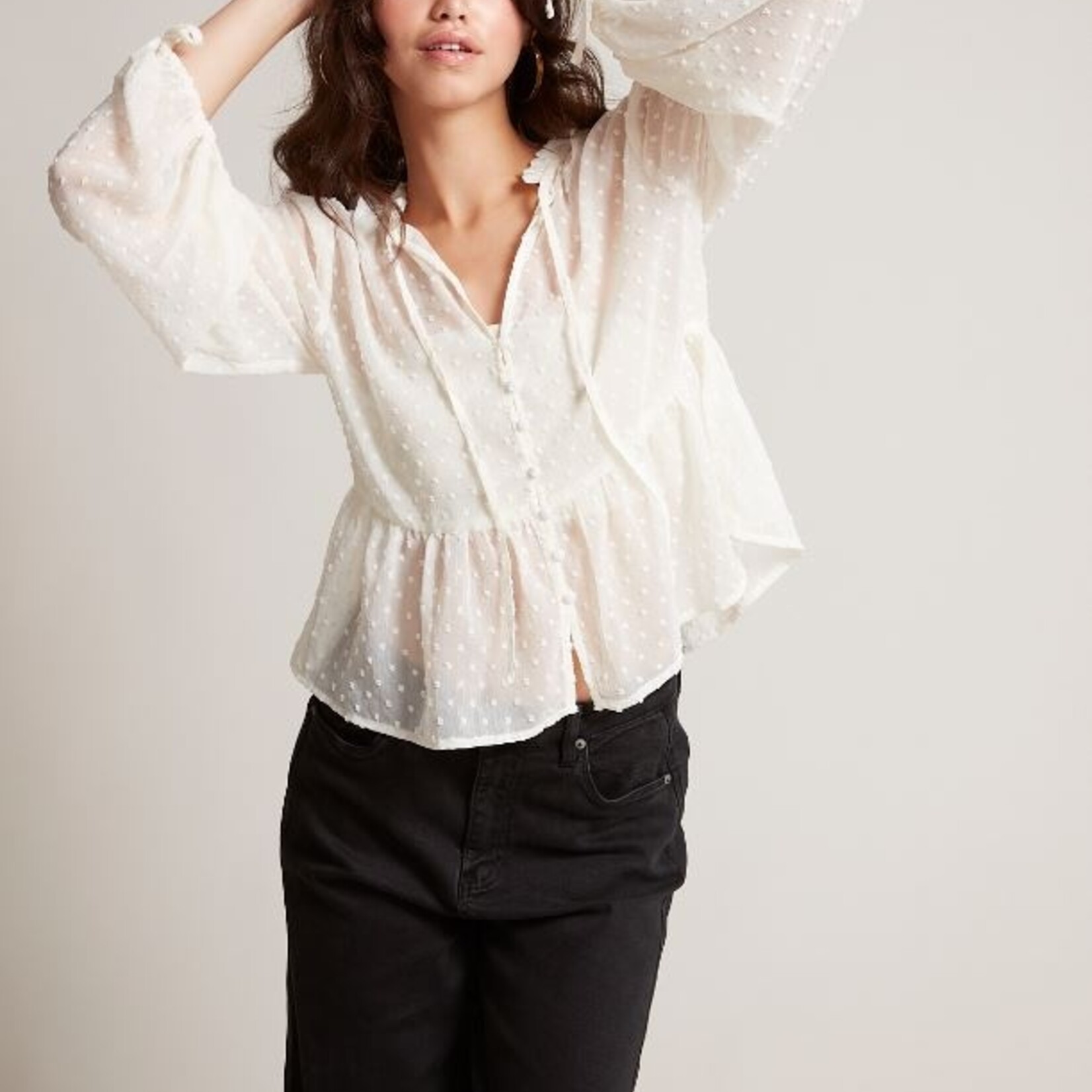 RD Style Blouse avec Volant - Cream