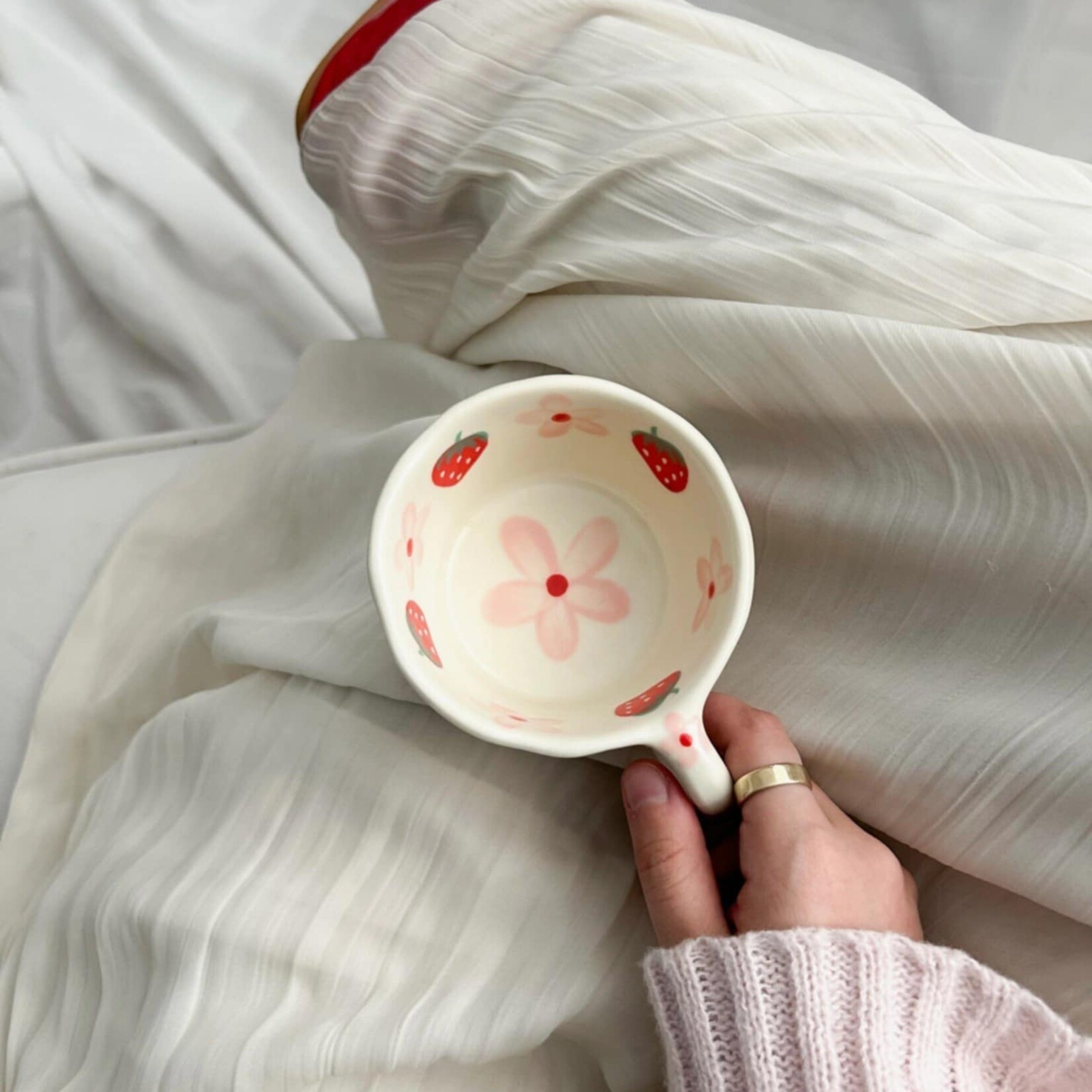 moi d'abord Tasse Fraisia