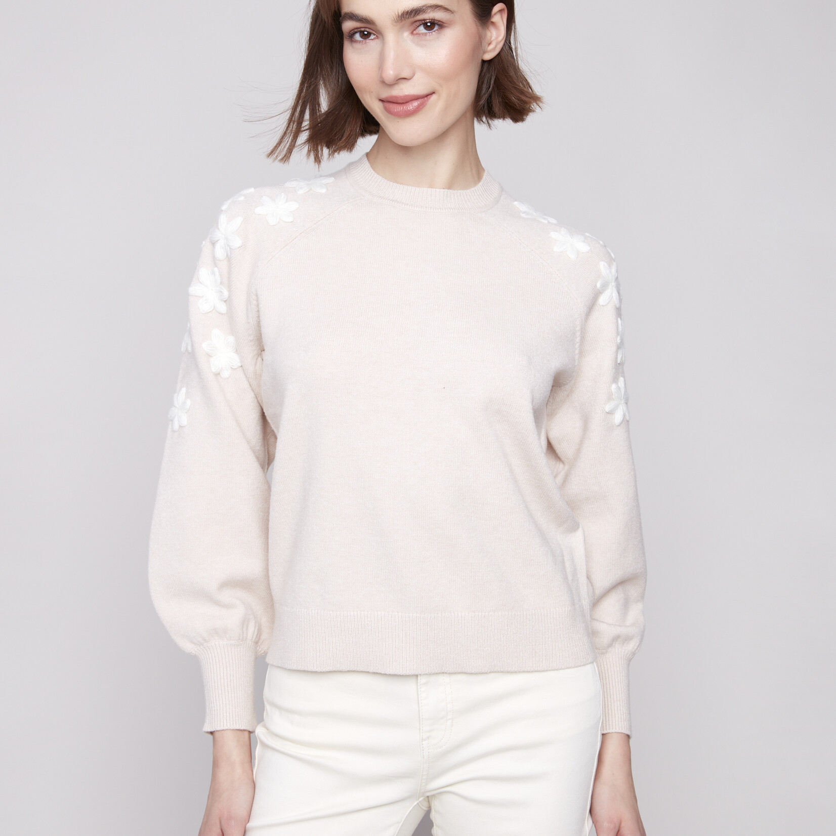 Charlie B Sweater C2850E  avec détails brodés - Avoine