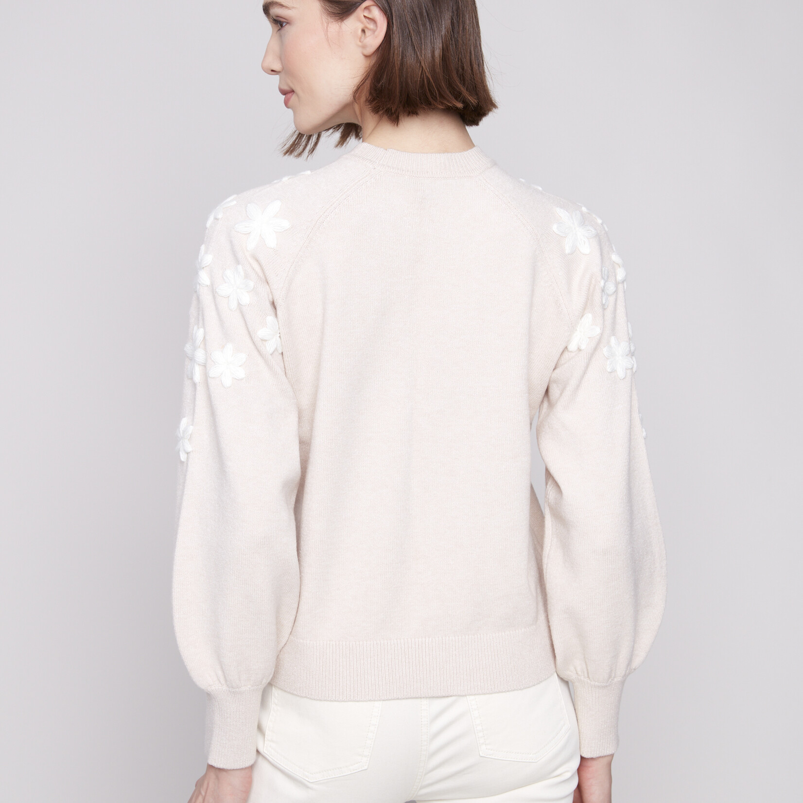 Charlie B Sweater C2850E  avec détails brodés - Avoine